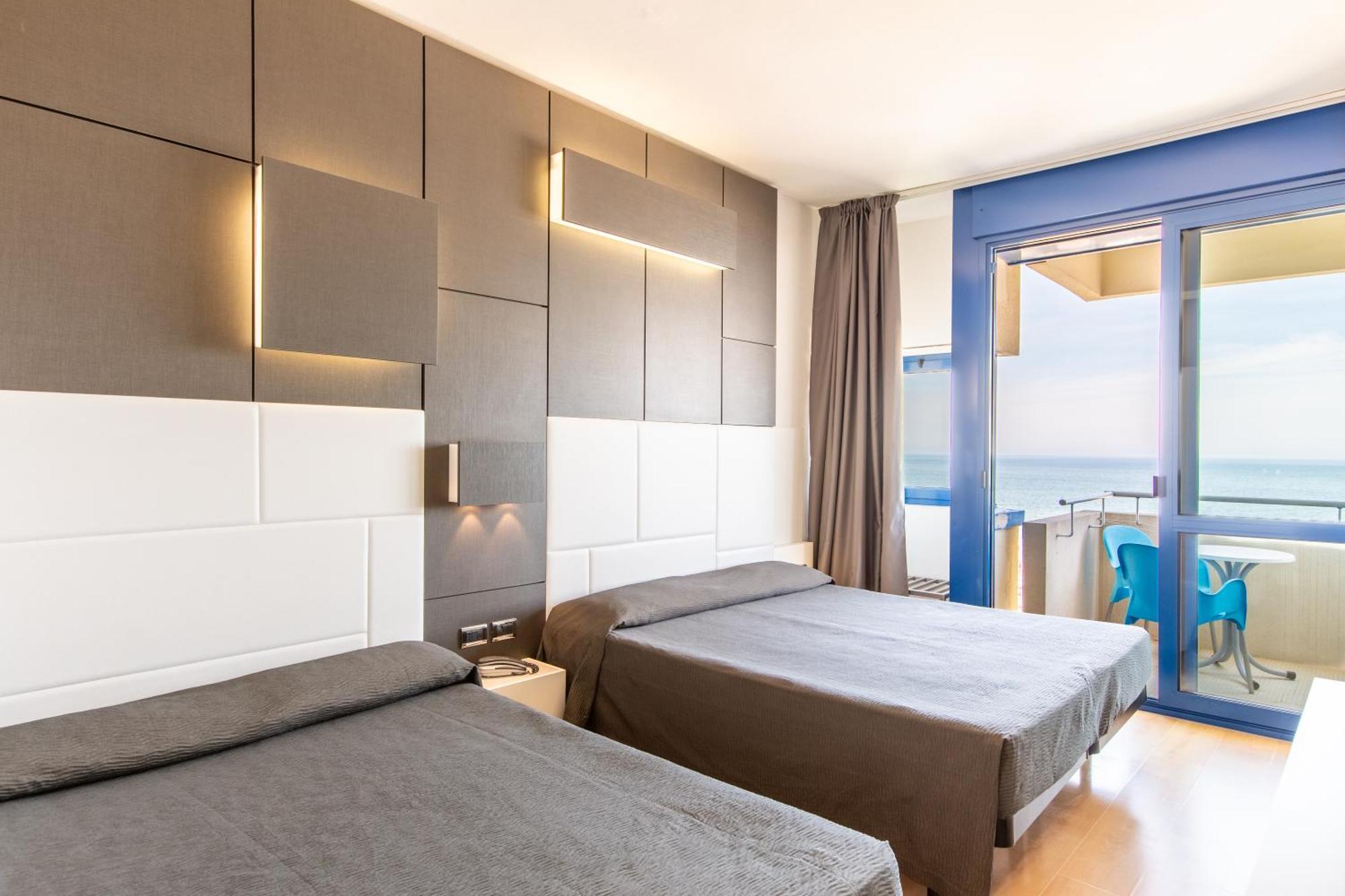 Quadruple Room Sea View