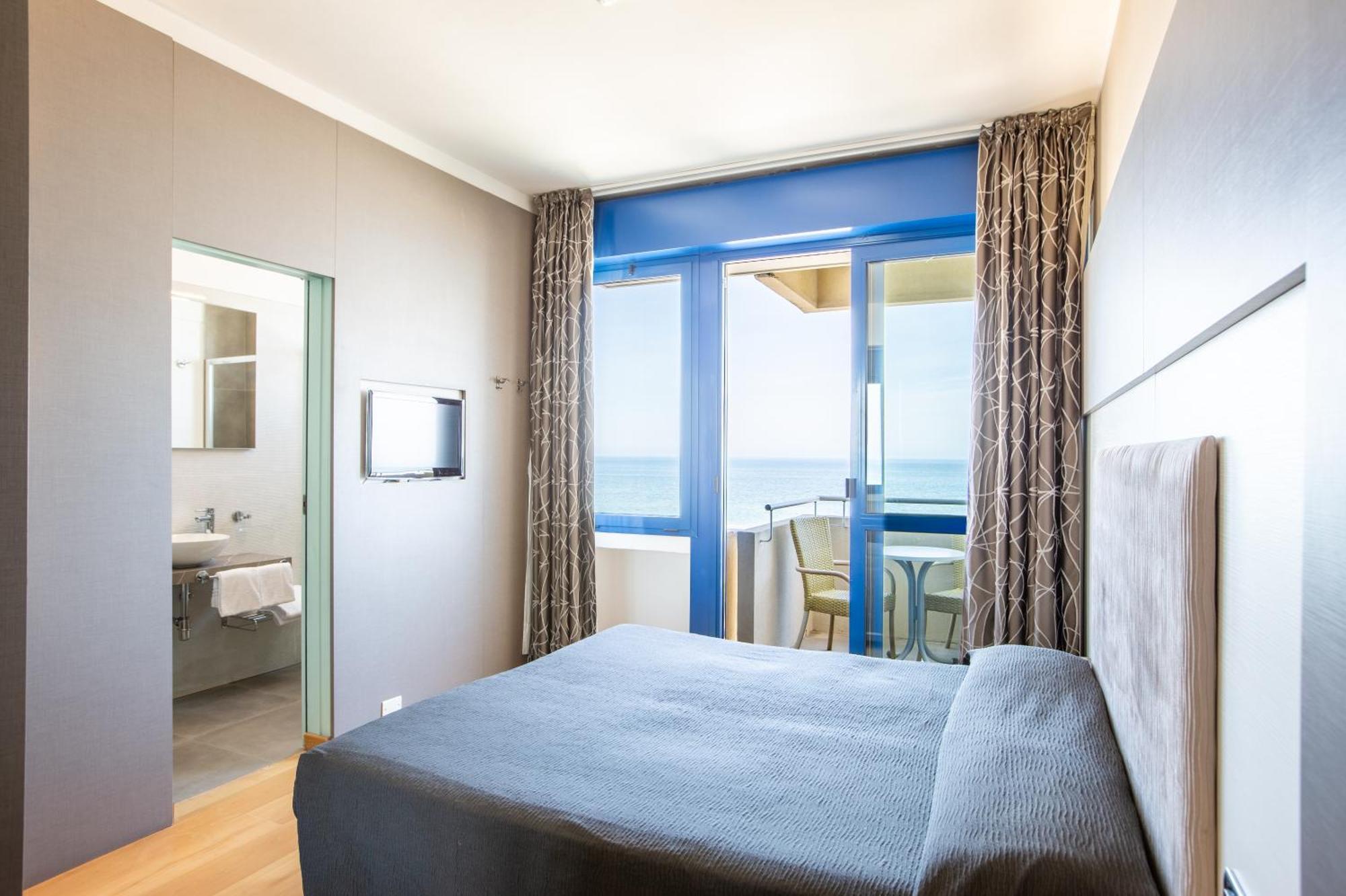 Family Room Sea View