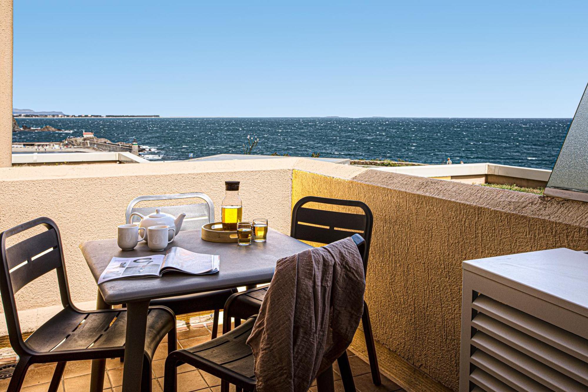 Studio Sleeping Alcove Air Conditioning Terrace Sea View