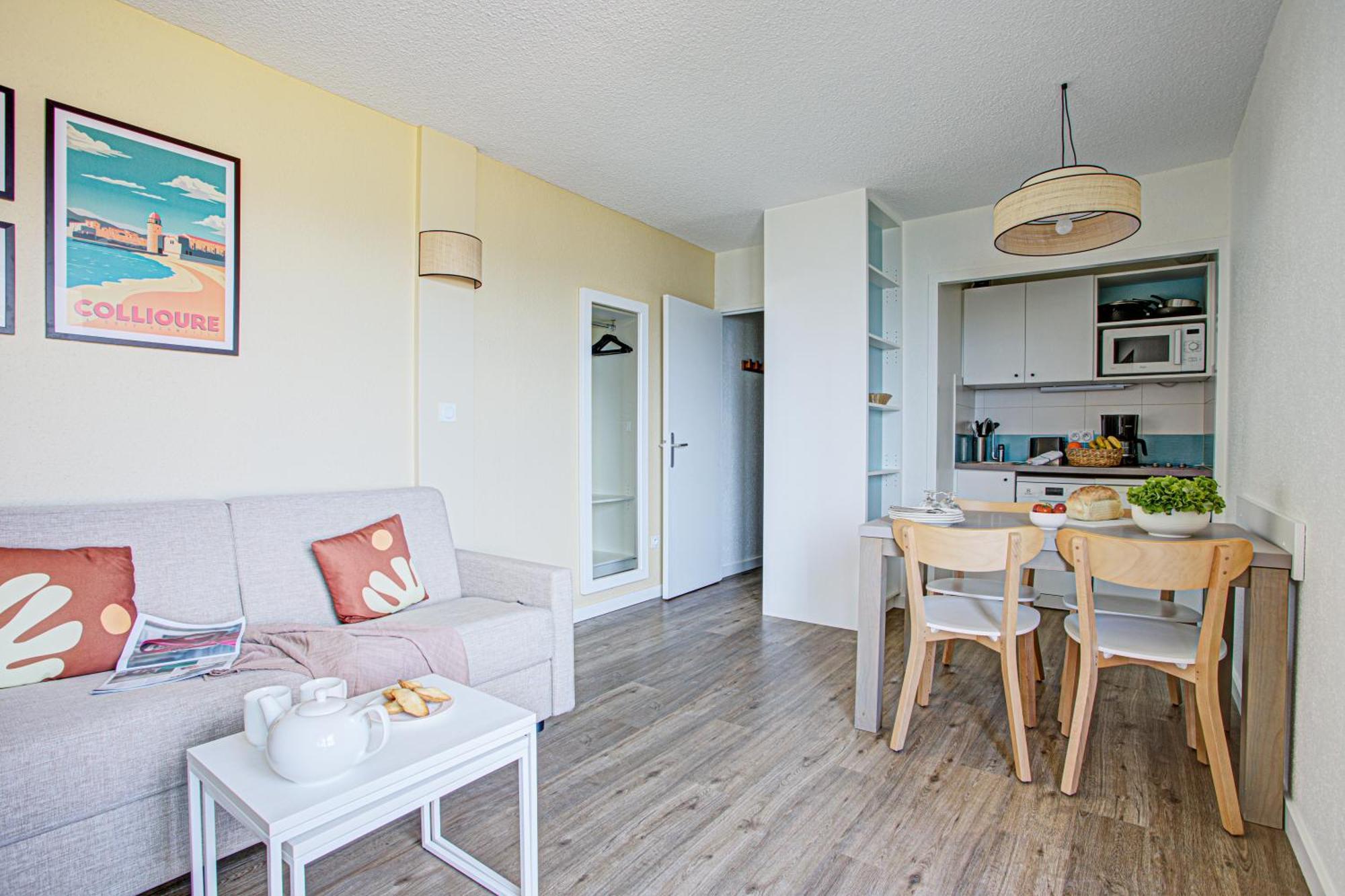 Studio Sleeping Alcove Air Conditioning Terrace Sea View