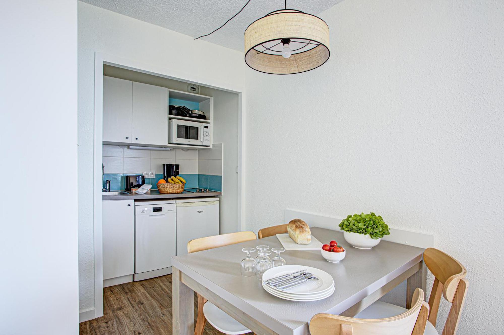 Studio Sleeping Alcove Air Conditioning Terrace Sea View