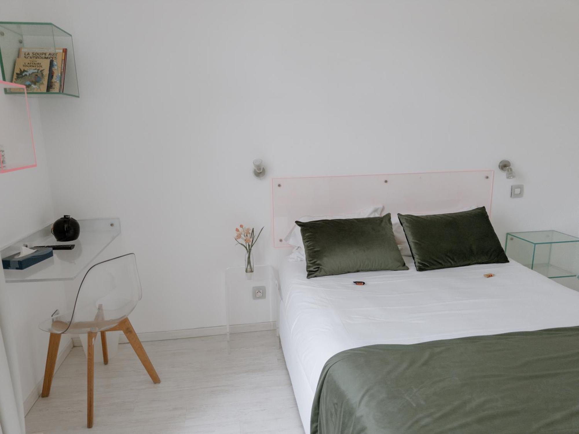 Classic Room,1592045336:JPEG