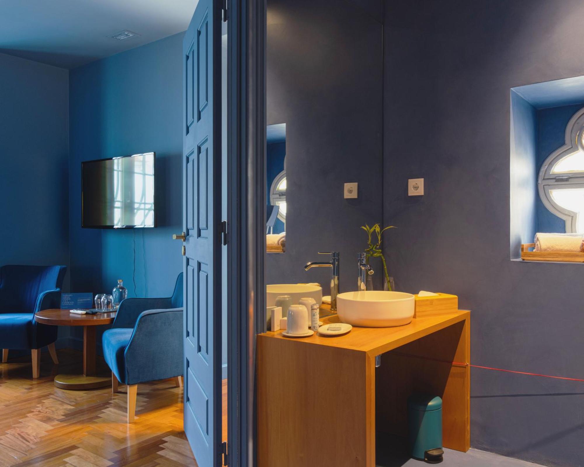Deluxe Double Room City View