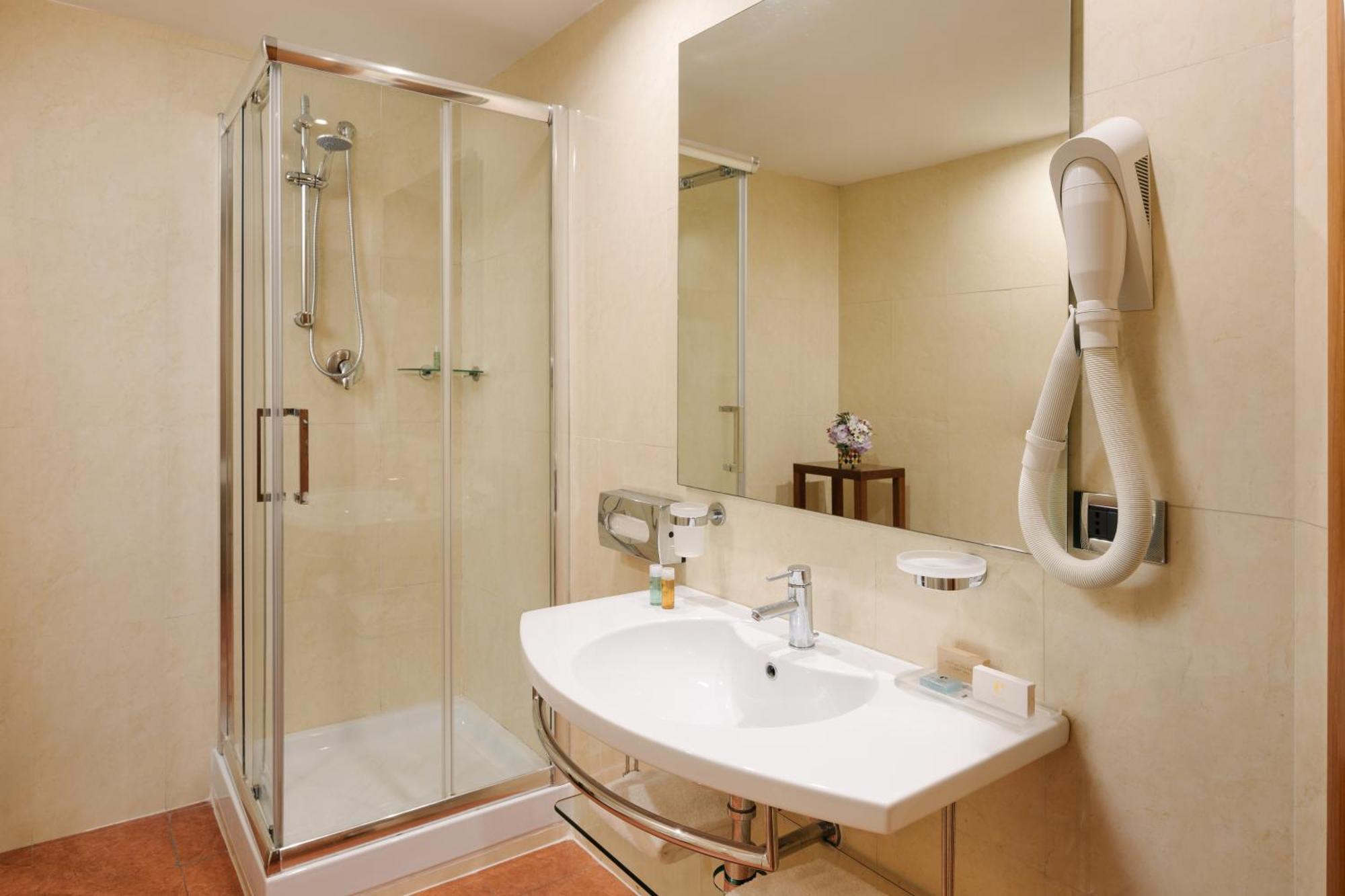 Classic Double or Twin Room