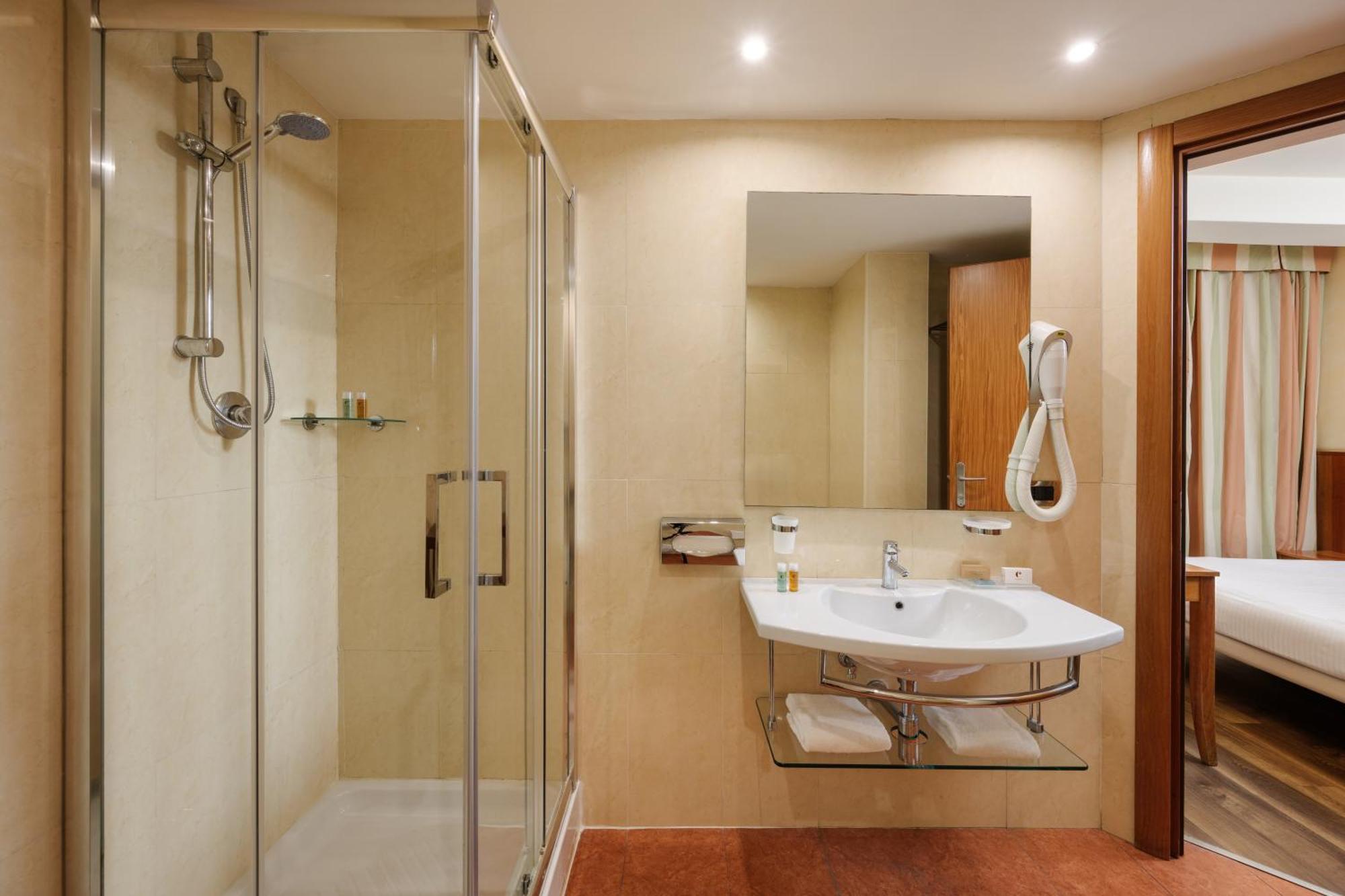 Classic Double or Twin Room