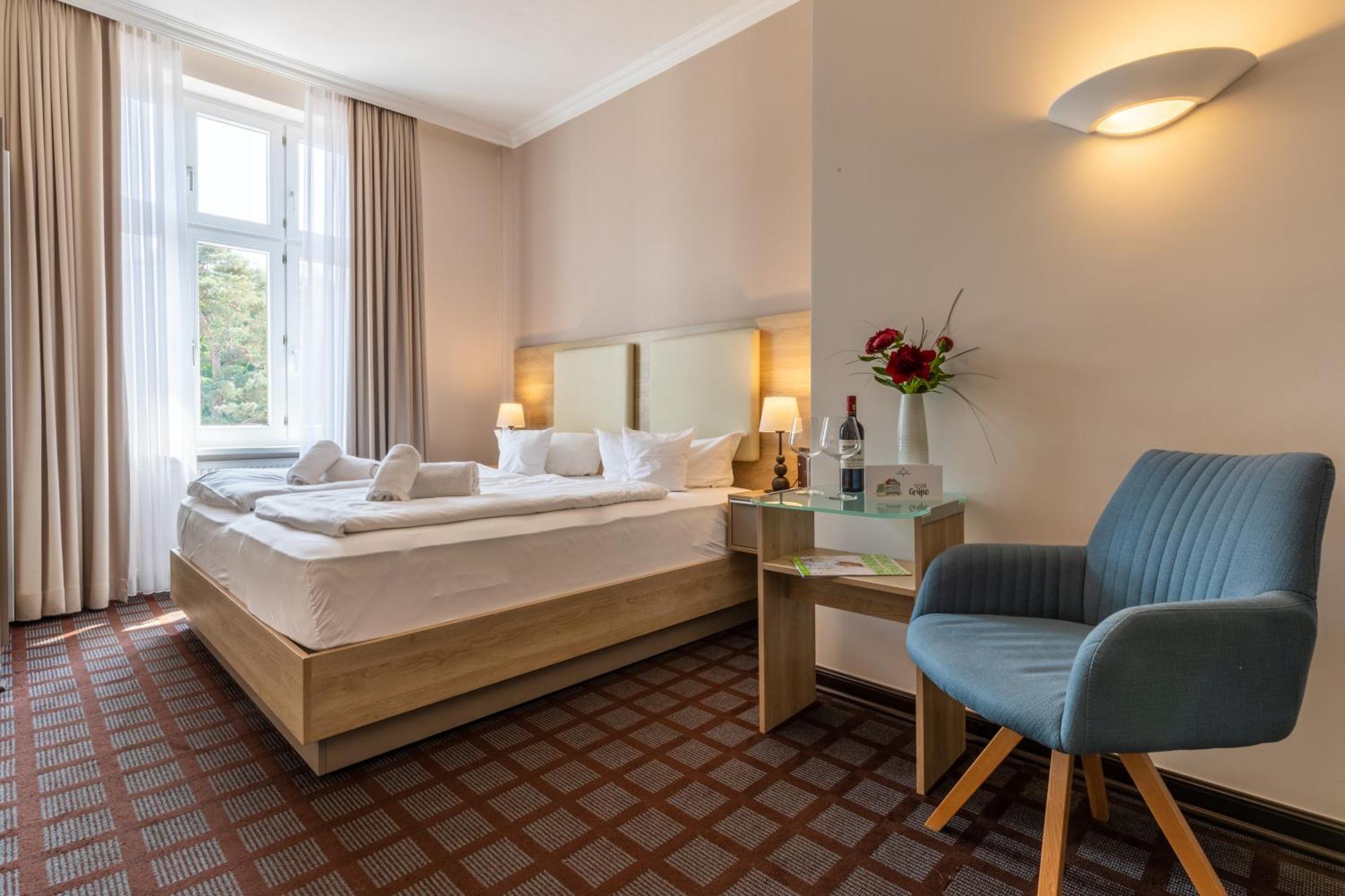 Double Room Lake Side