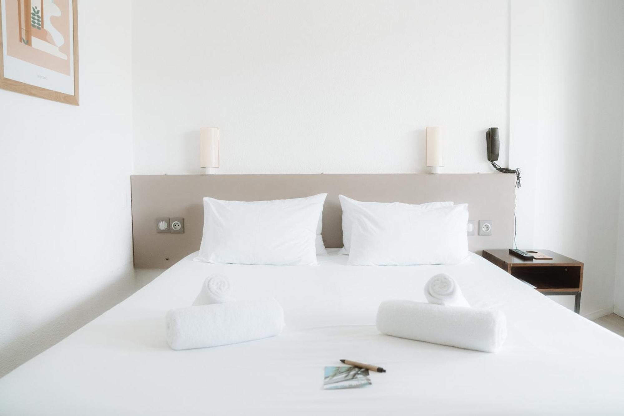 Double Room Balcony Standard