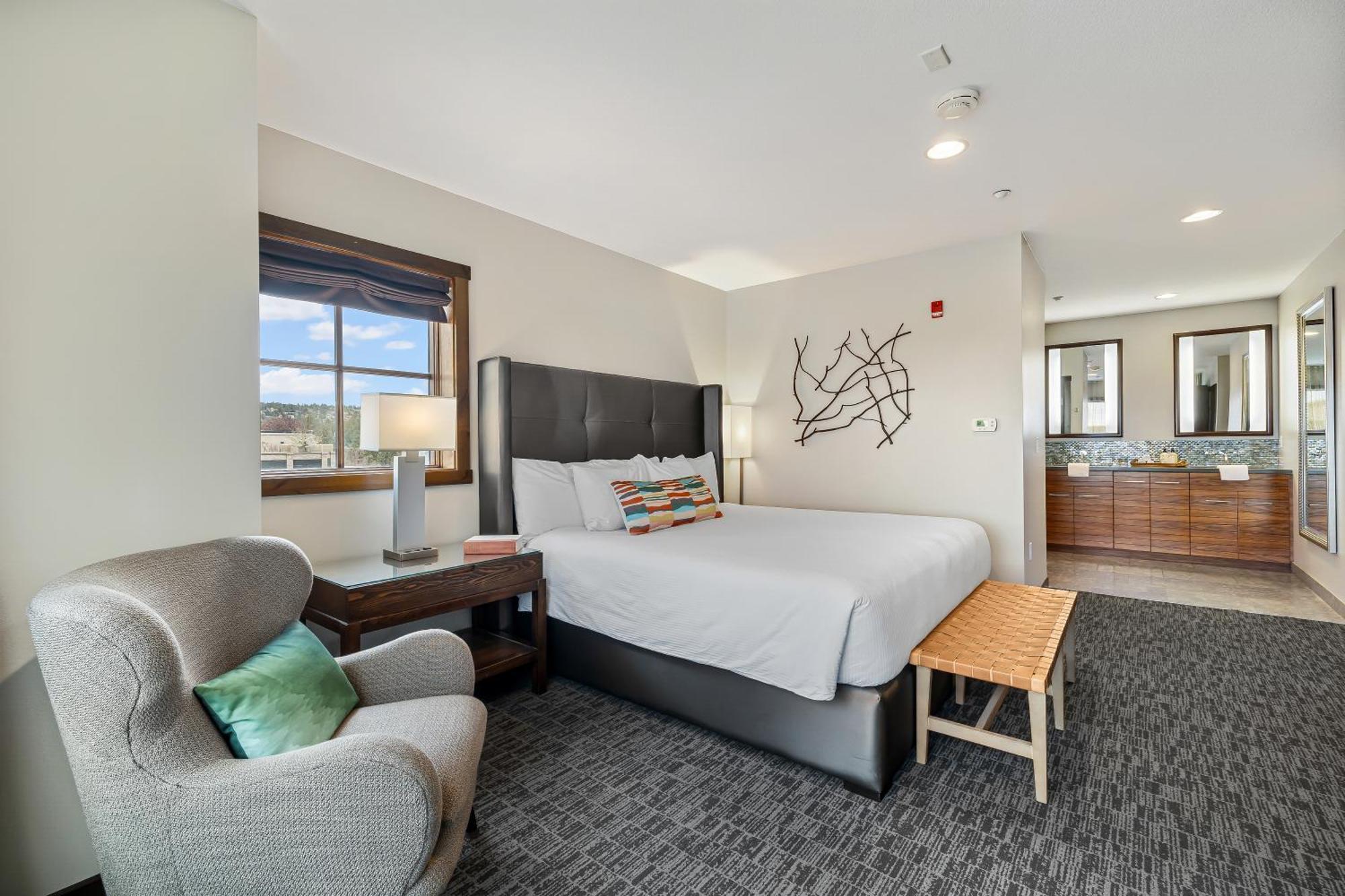 Mountain View Suite