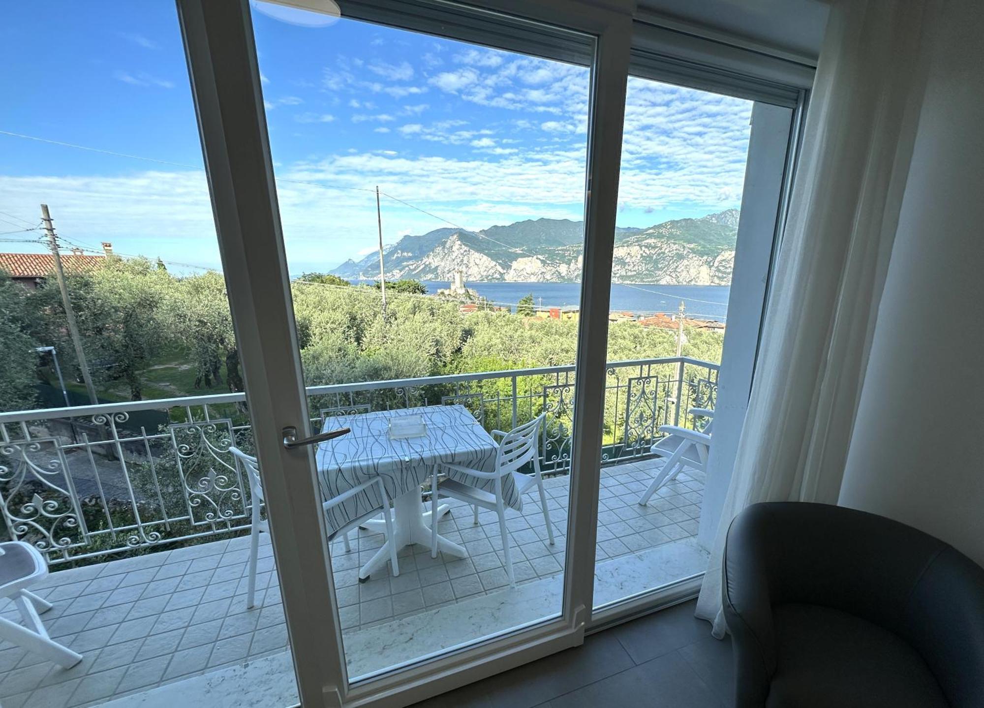 Apartment Lake View
