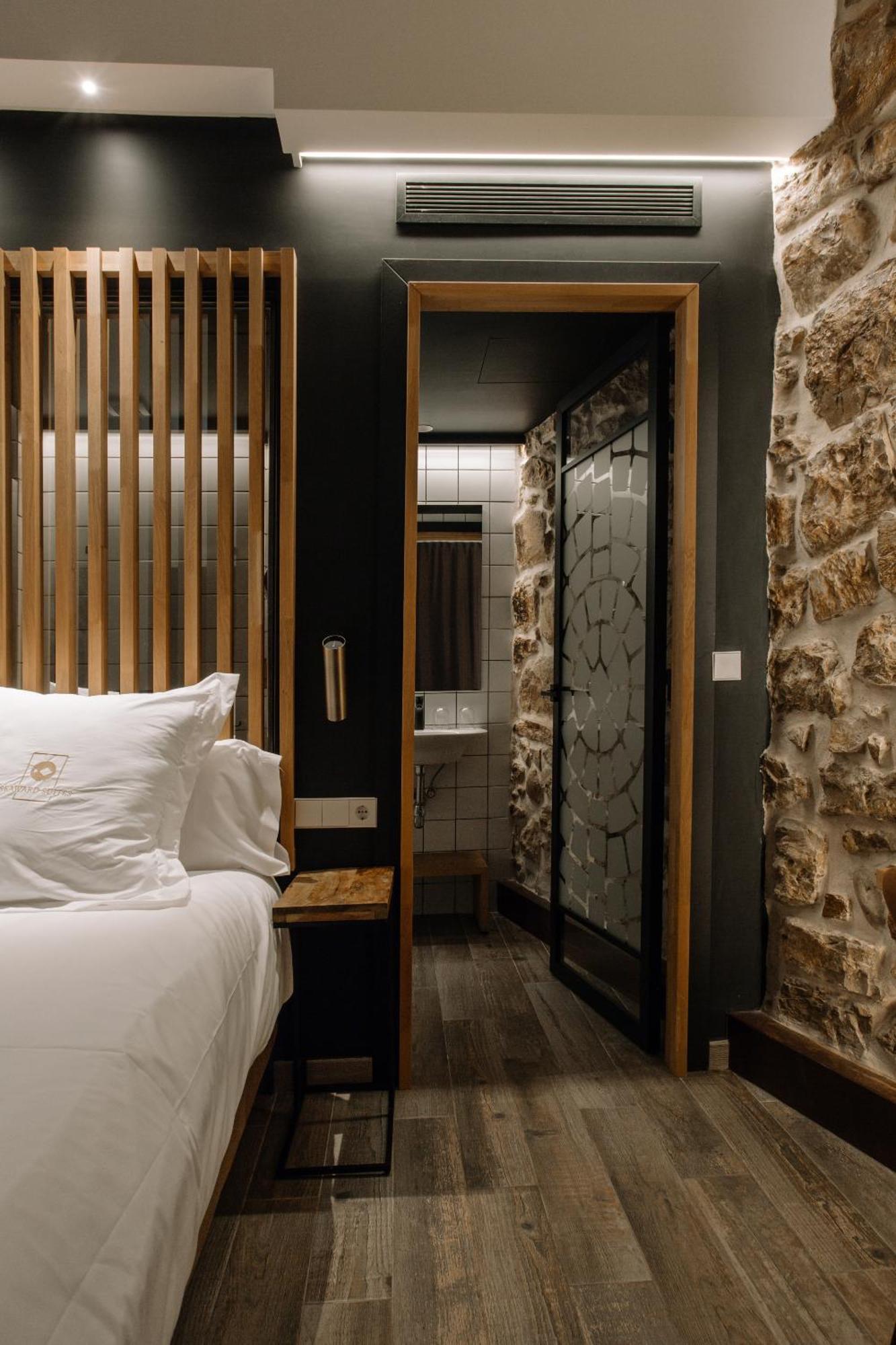 Double Room Private Bathroom
