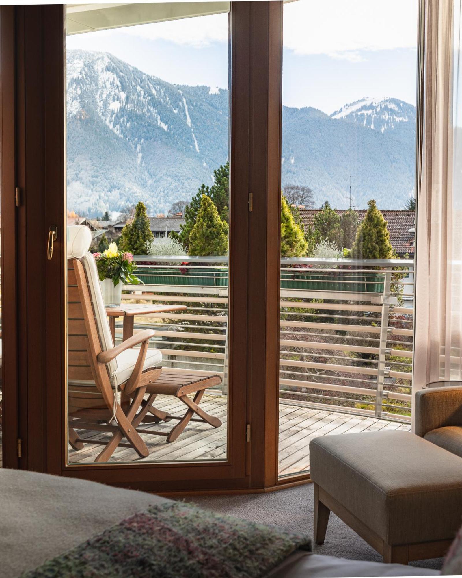 Elegant Nature Deluxe Double Room Alpine View,1636736774:JPEG
