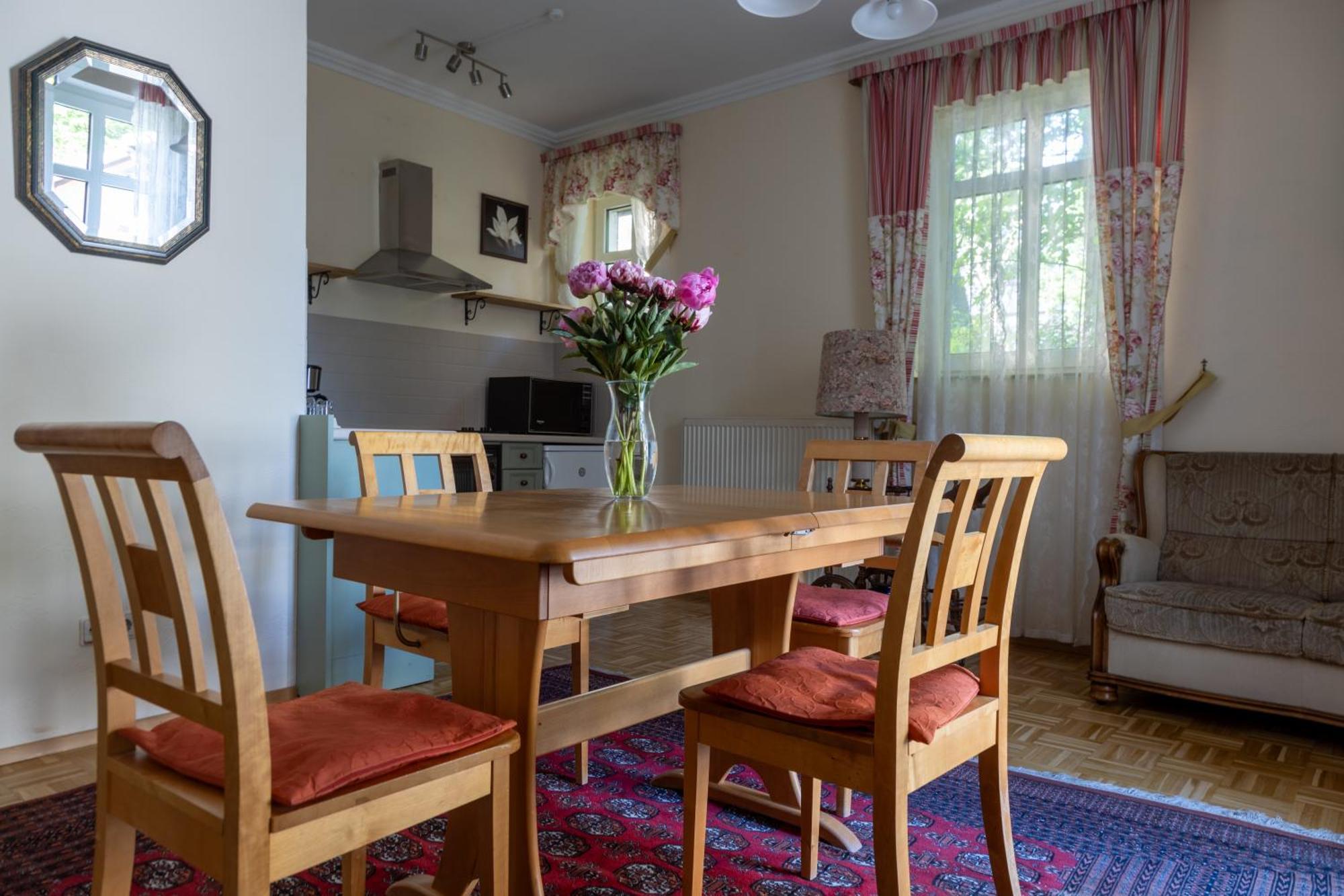 Ferienwohnung A