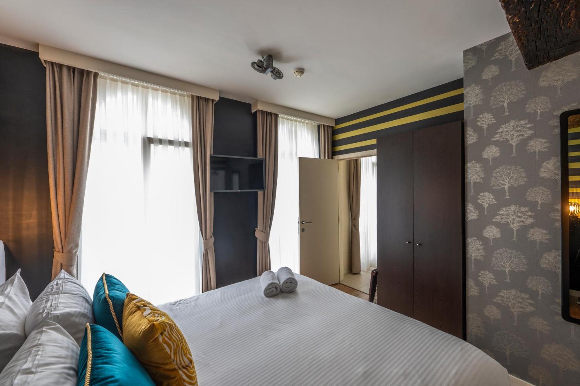Standard Double or Twin Room,1592885057:JPEG