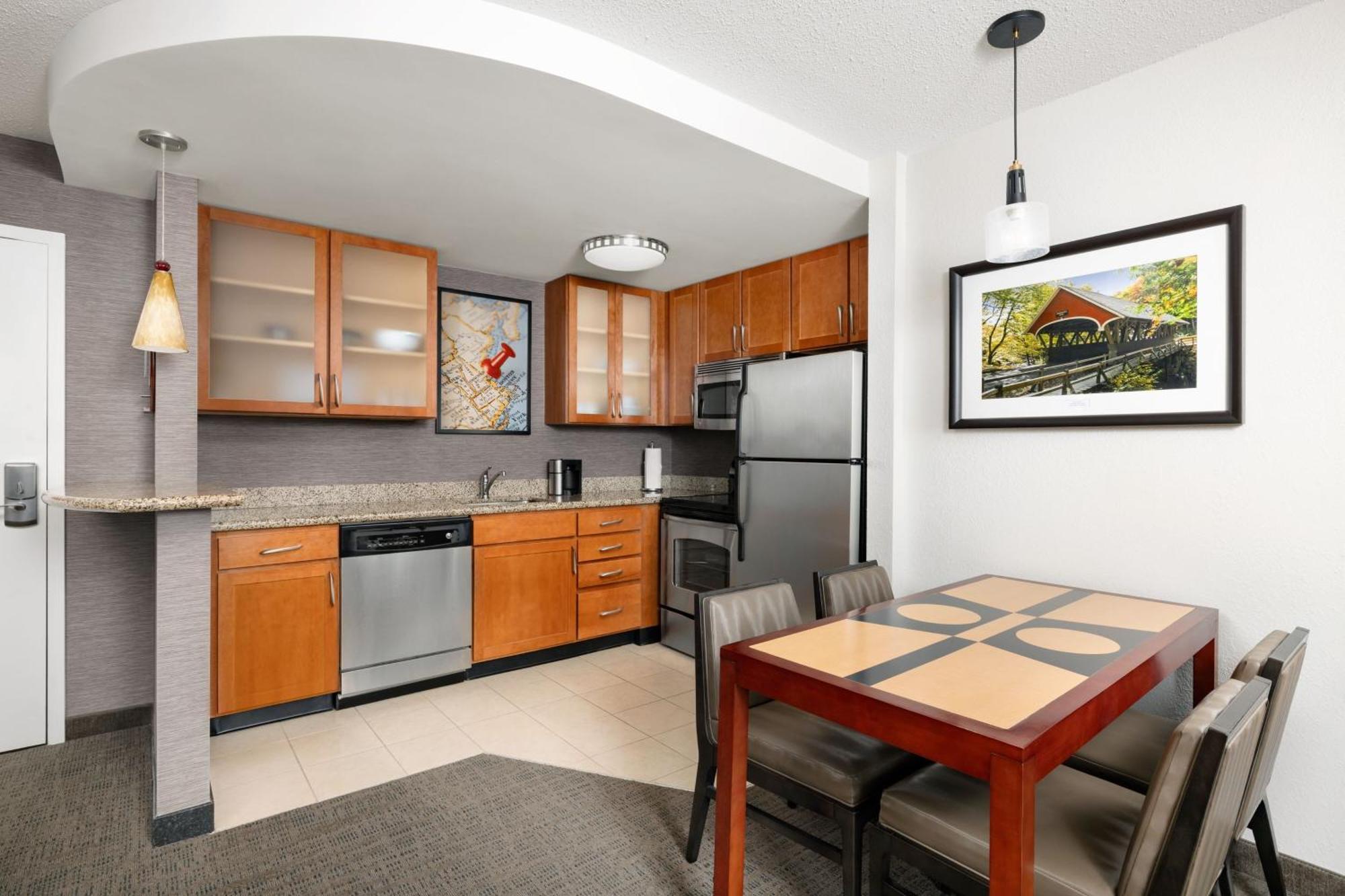 One-Bedroom King Suite