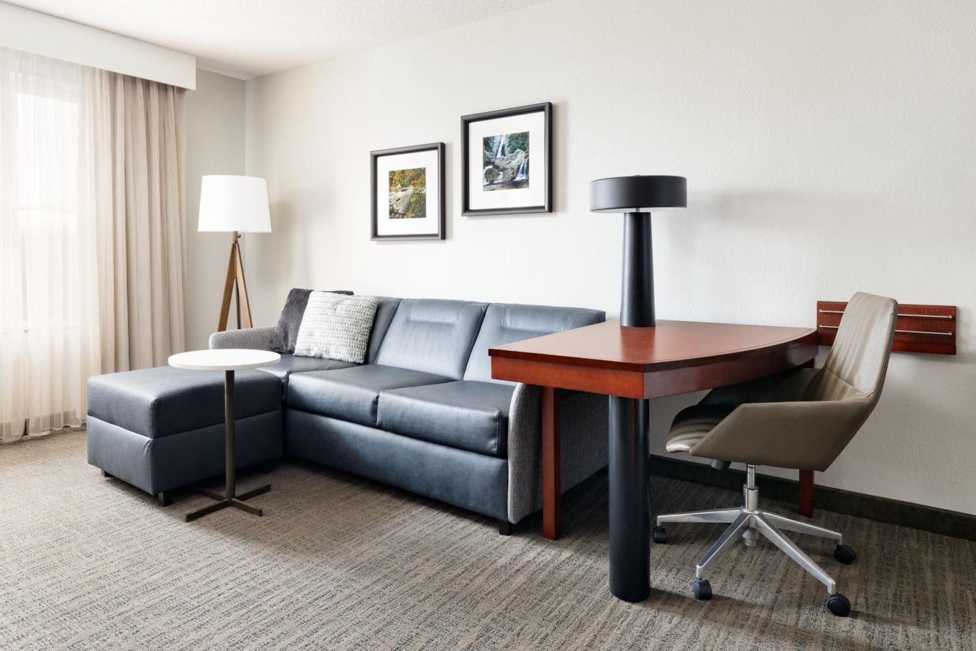 One-Bedroom King Suite