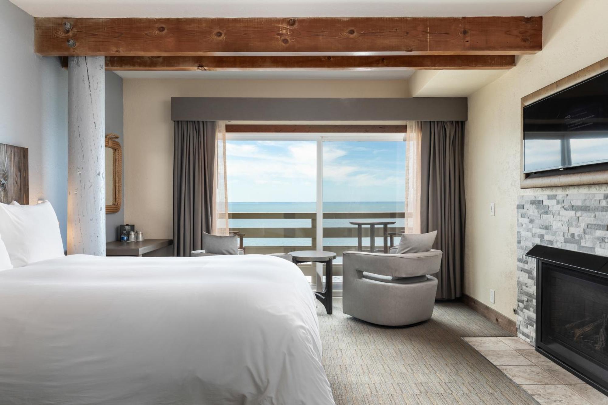 Premium Queen Room