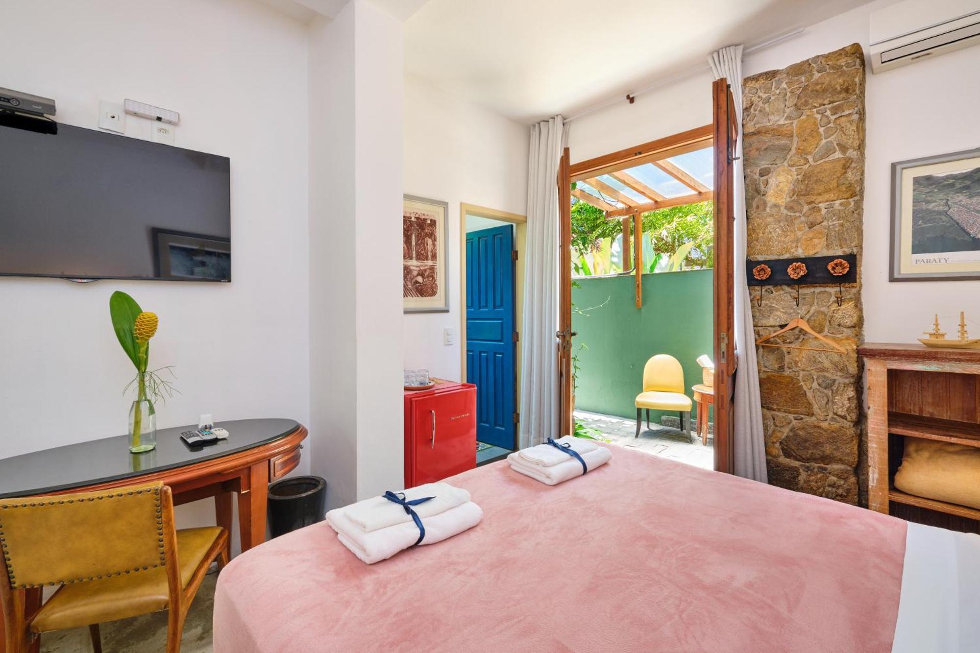 Queen Room Spa Bath