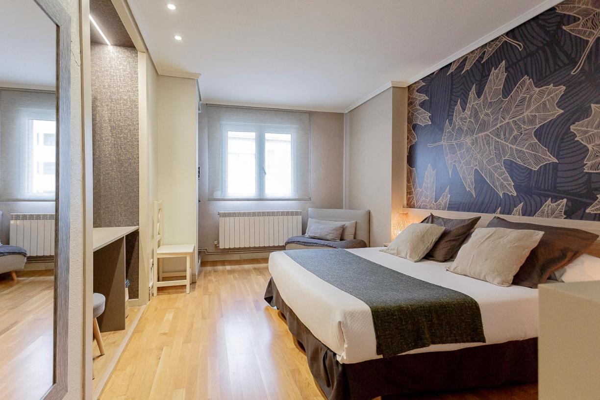 Double Room,1592934464:JPEG