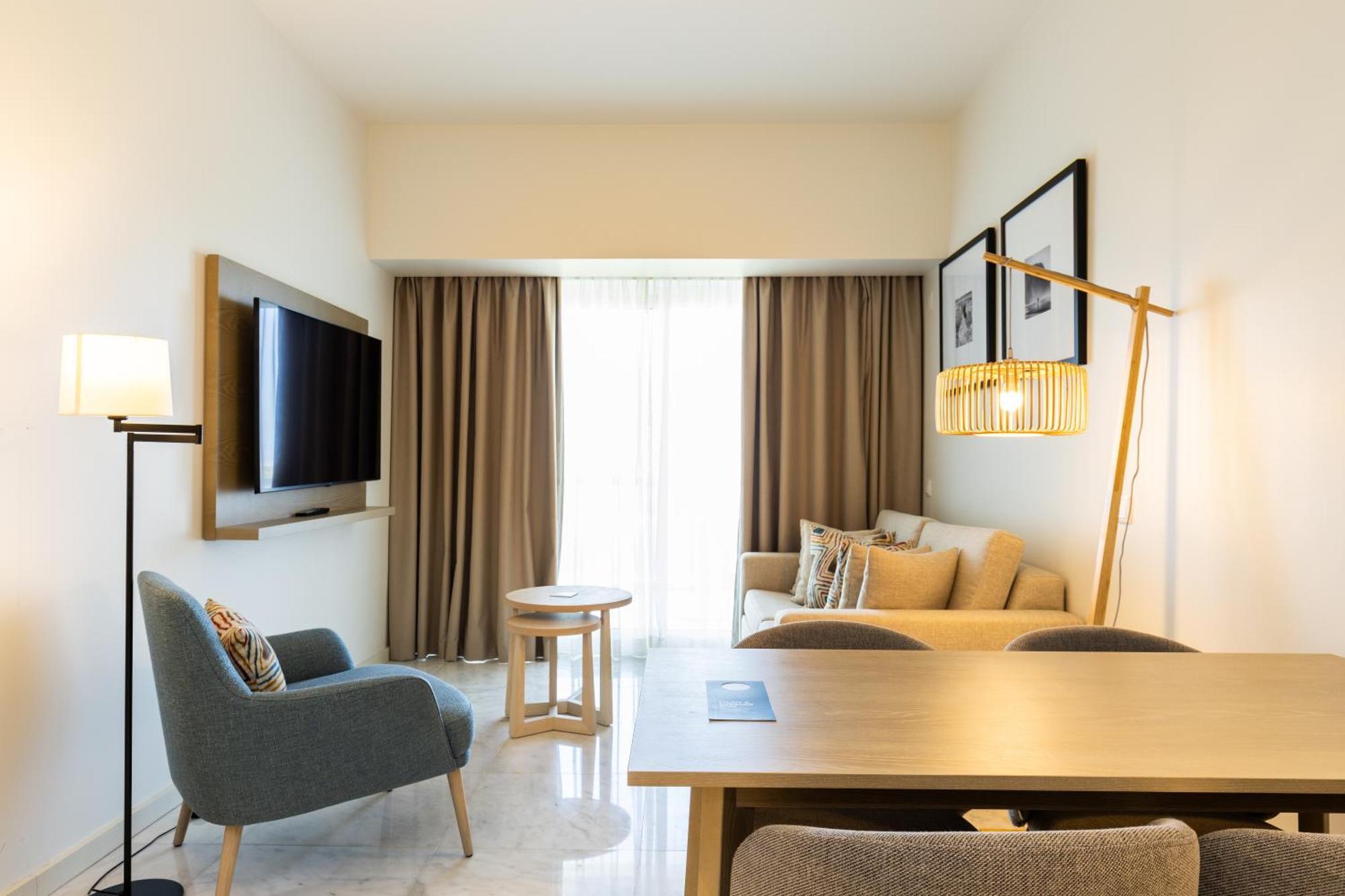 One-Bedroom Suite