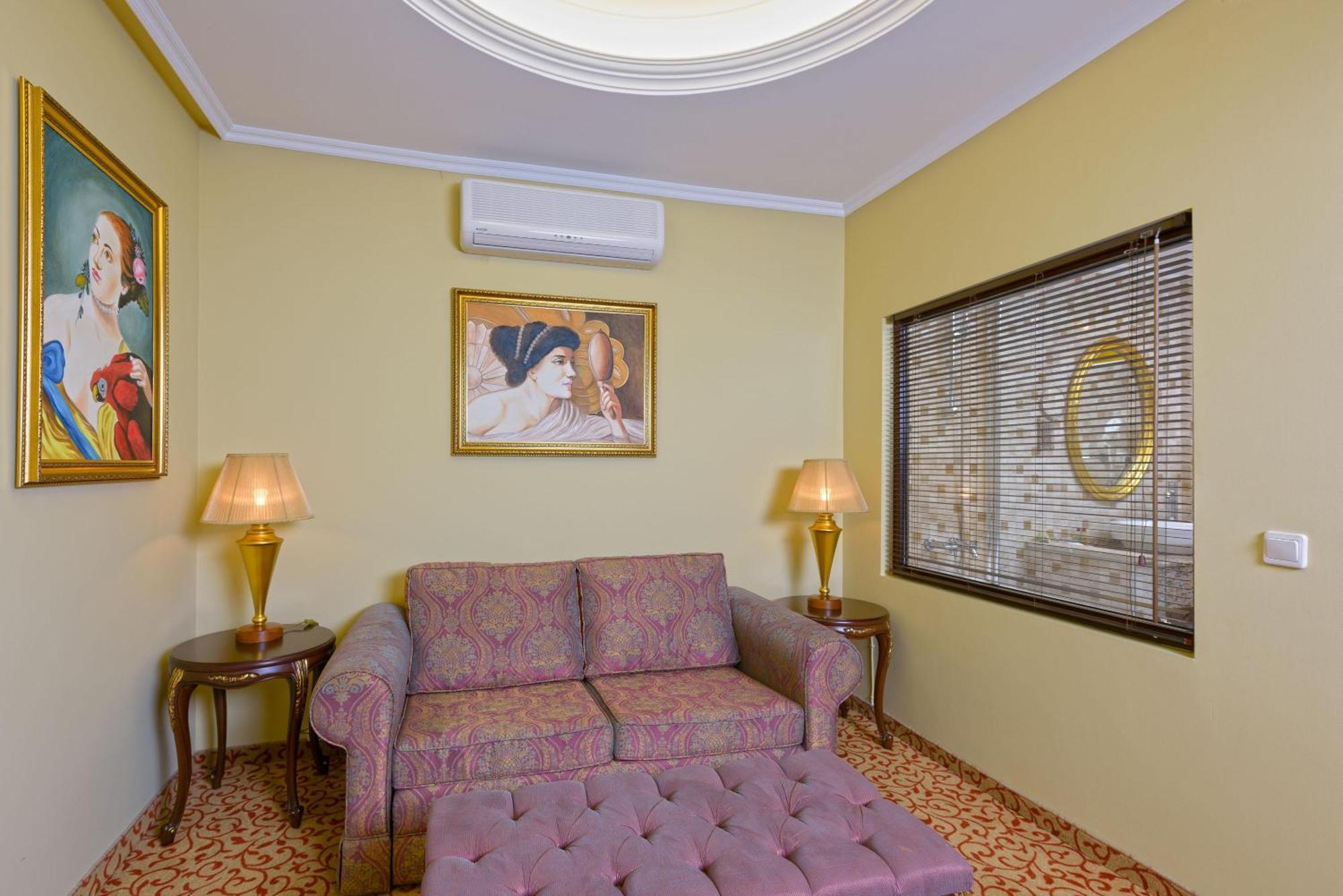 King Suite,1593644615:JPEG