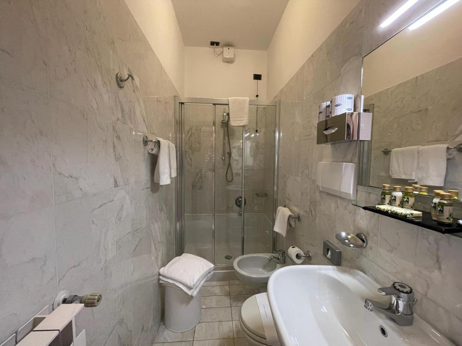 Classic Single Room