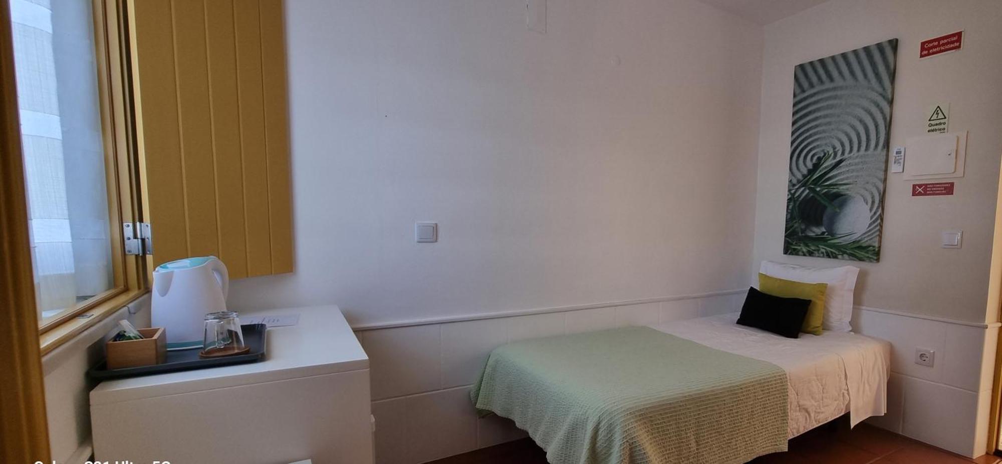 Single Room,1593657091:JPEG