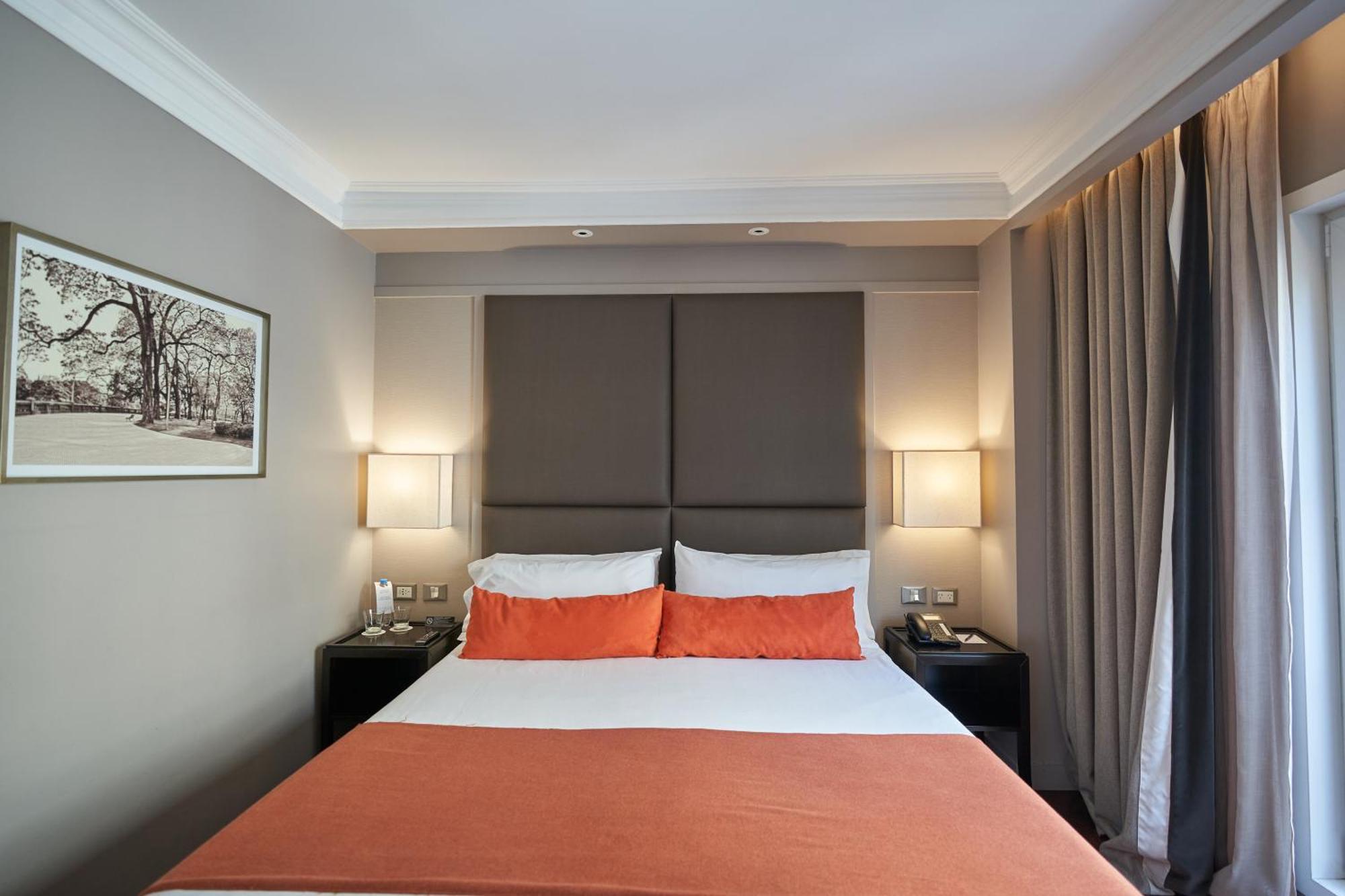 Executive Queen Room