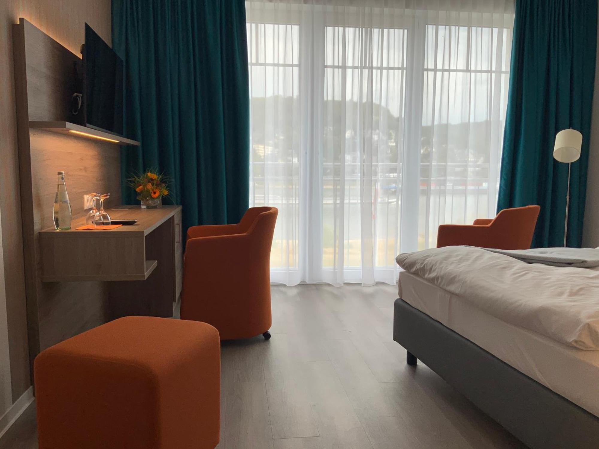 Deluxe Double Room River View