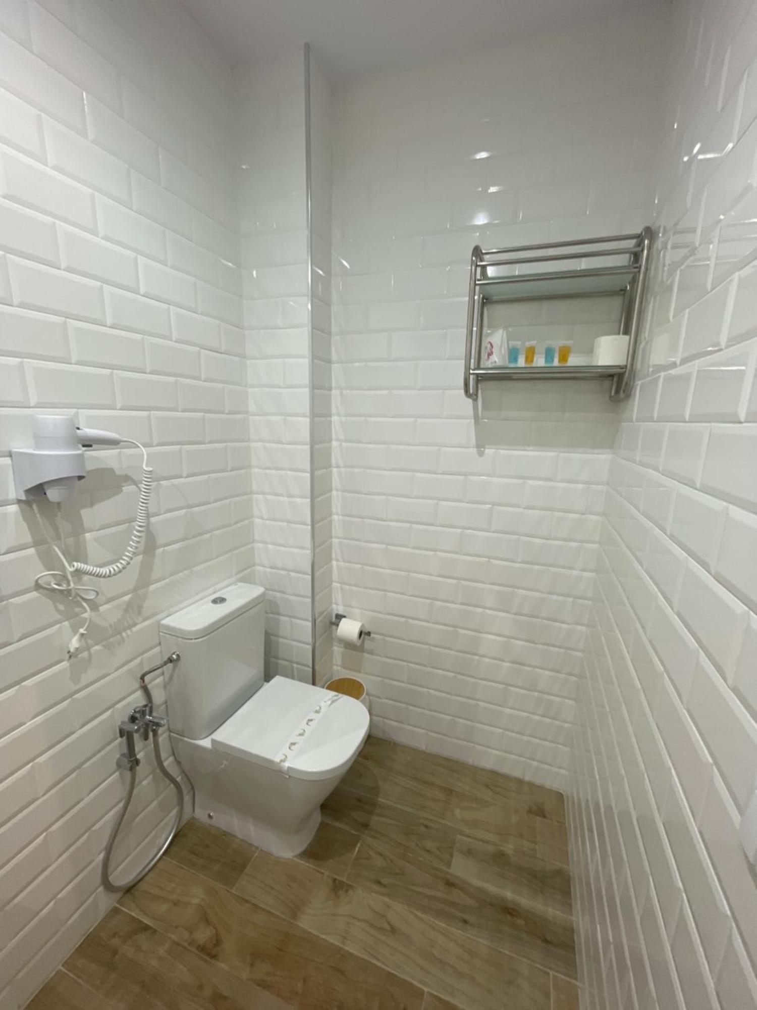 Double Room Private Bathroom