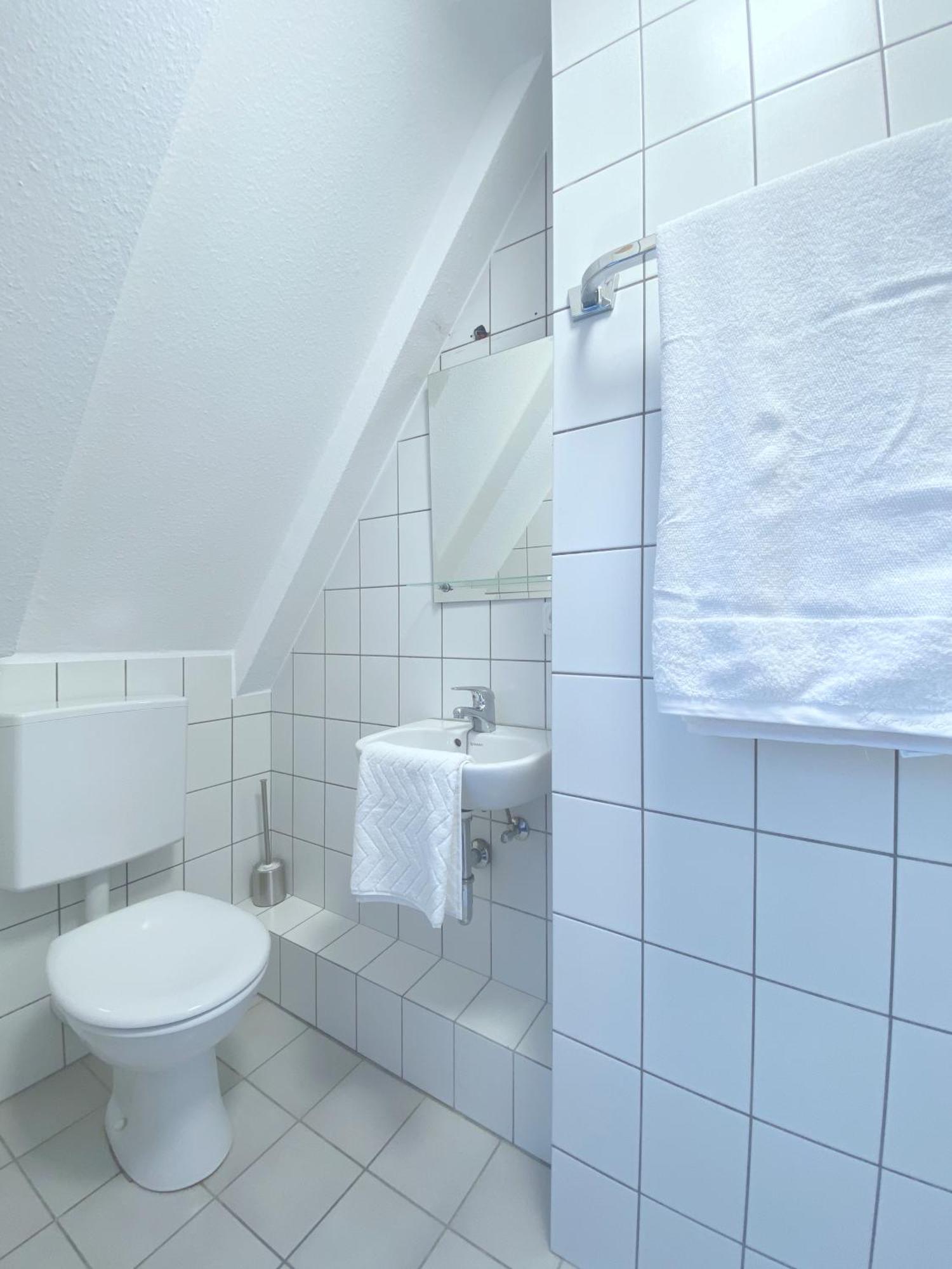 Economy Single Room