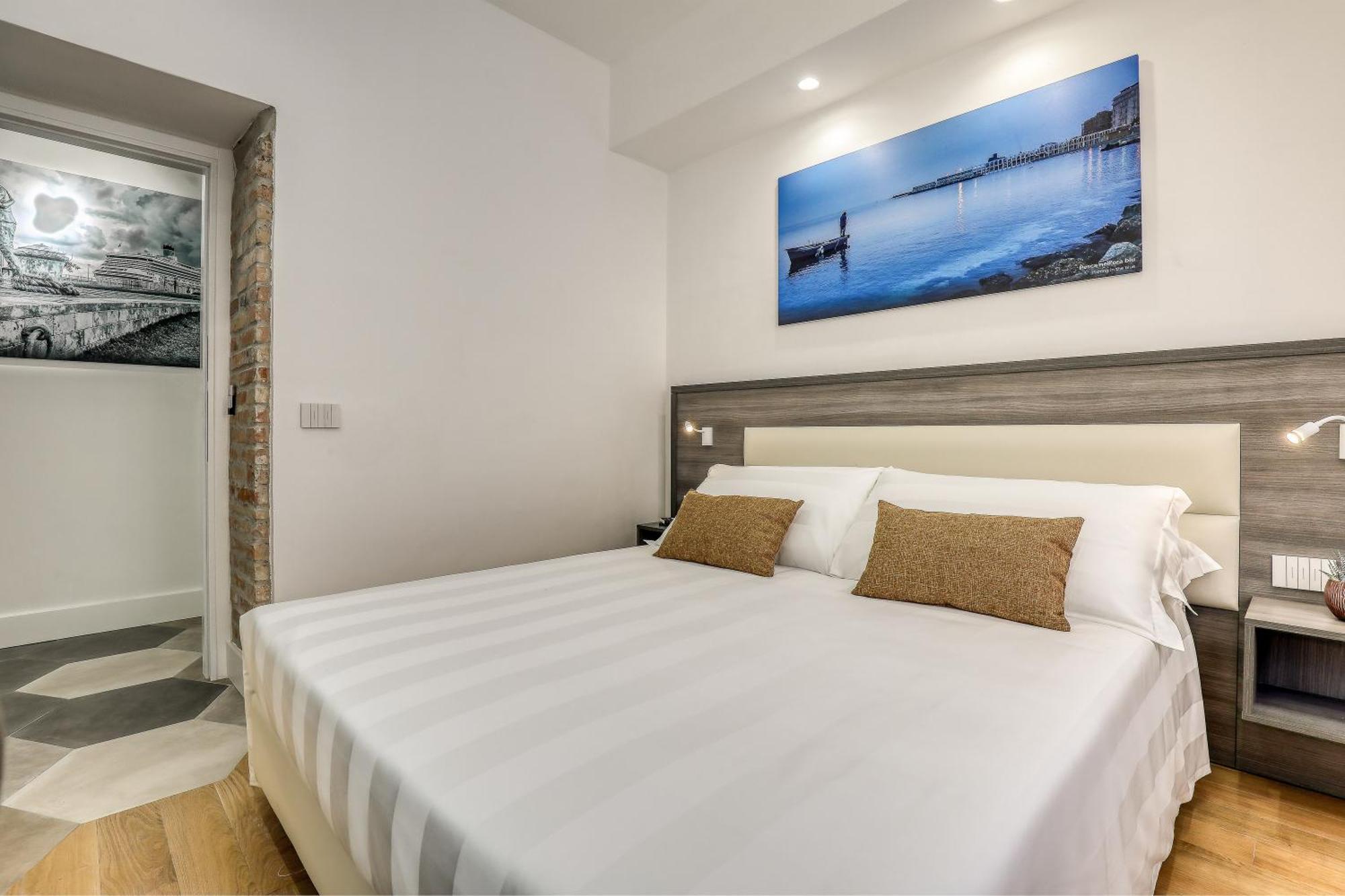 Double Room Private Bathroom