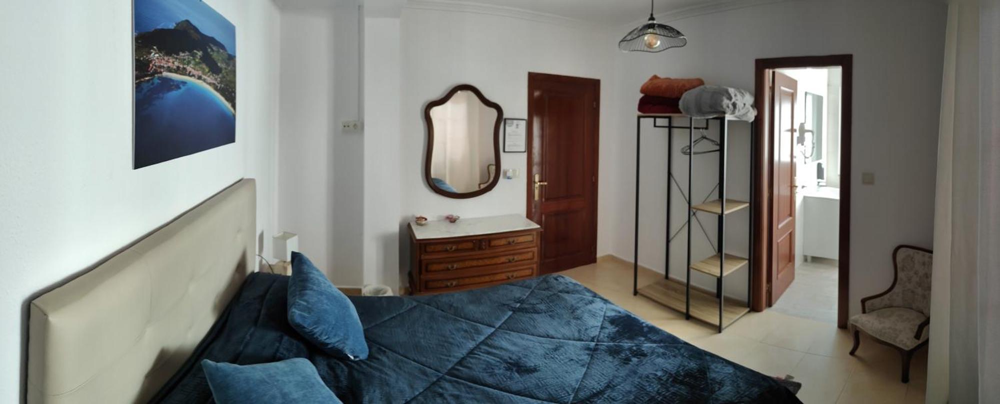 Double Room Private Bathroom