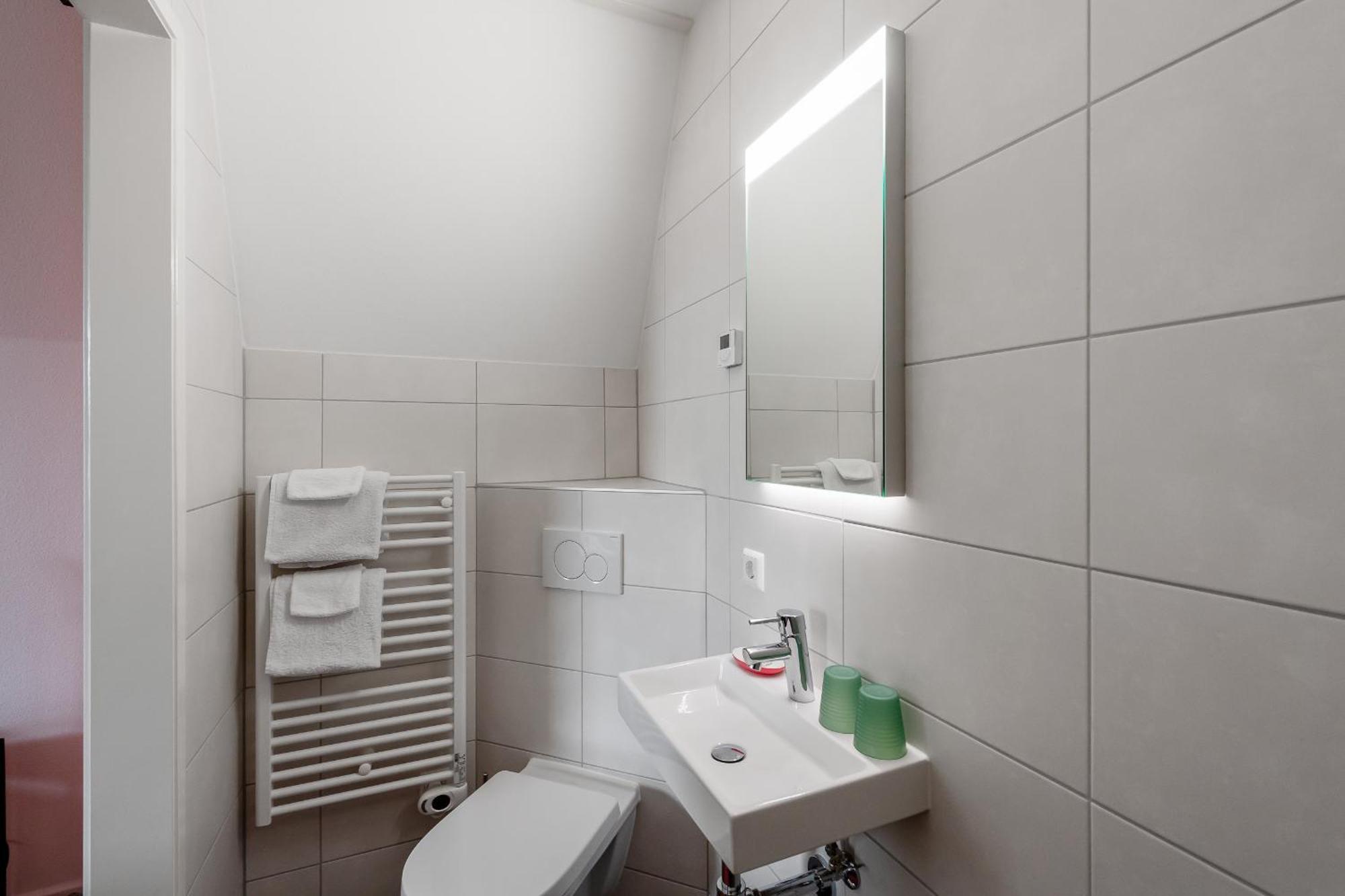 Double Room Private Bathroom
