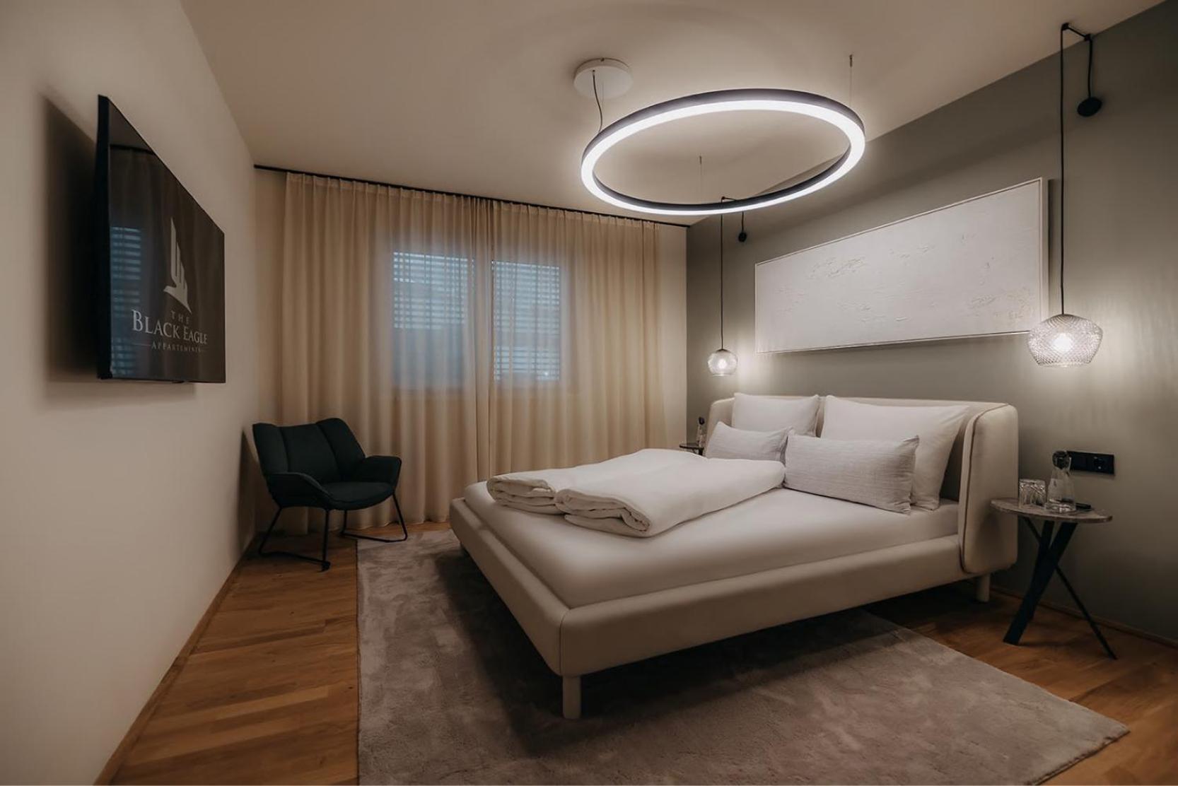 NEST N°1