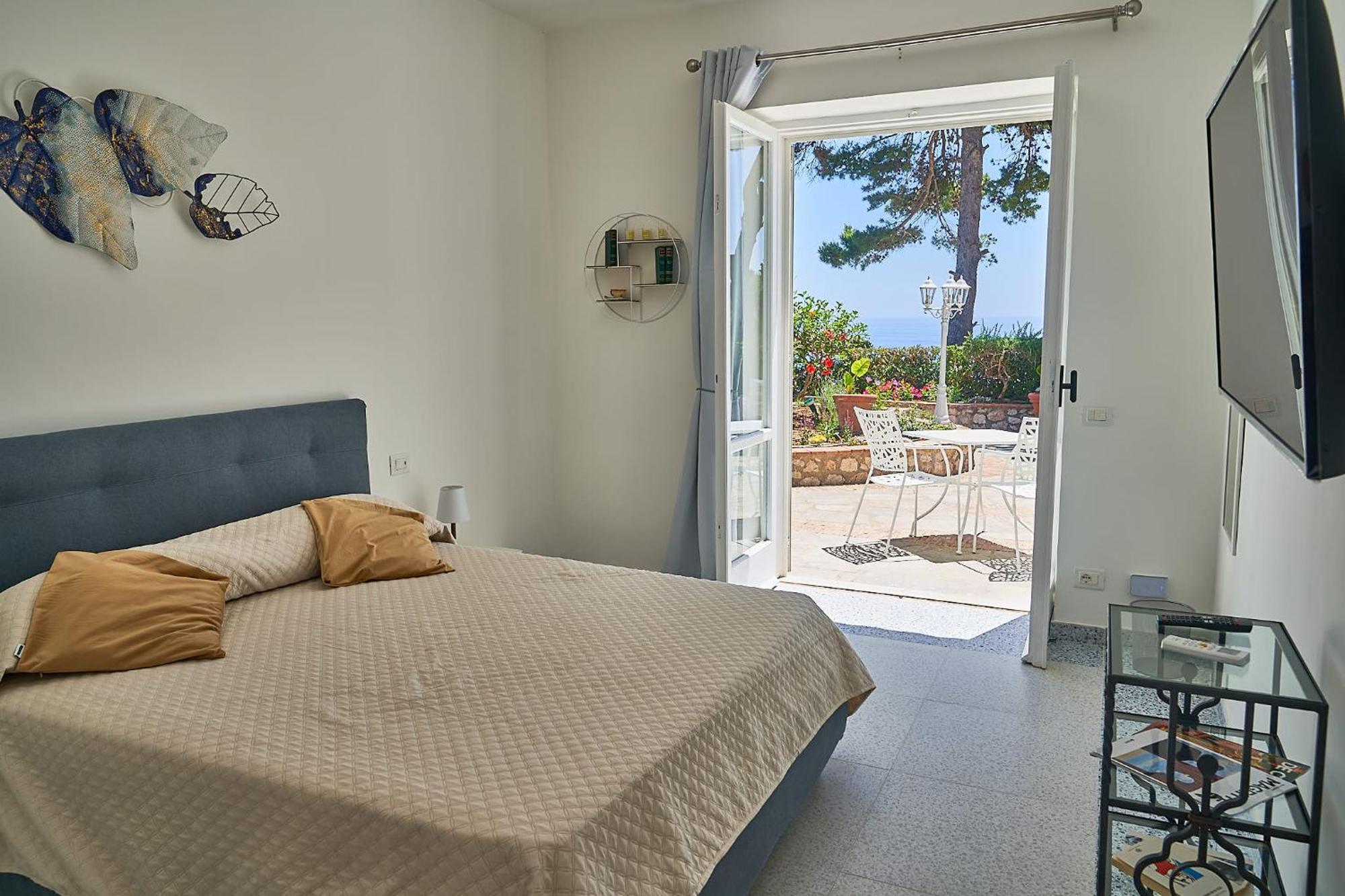 Deluxe Double Room Sea View