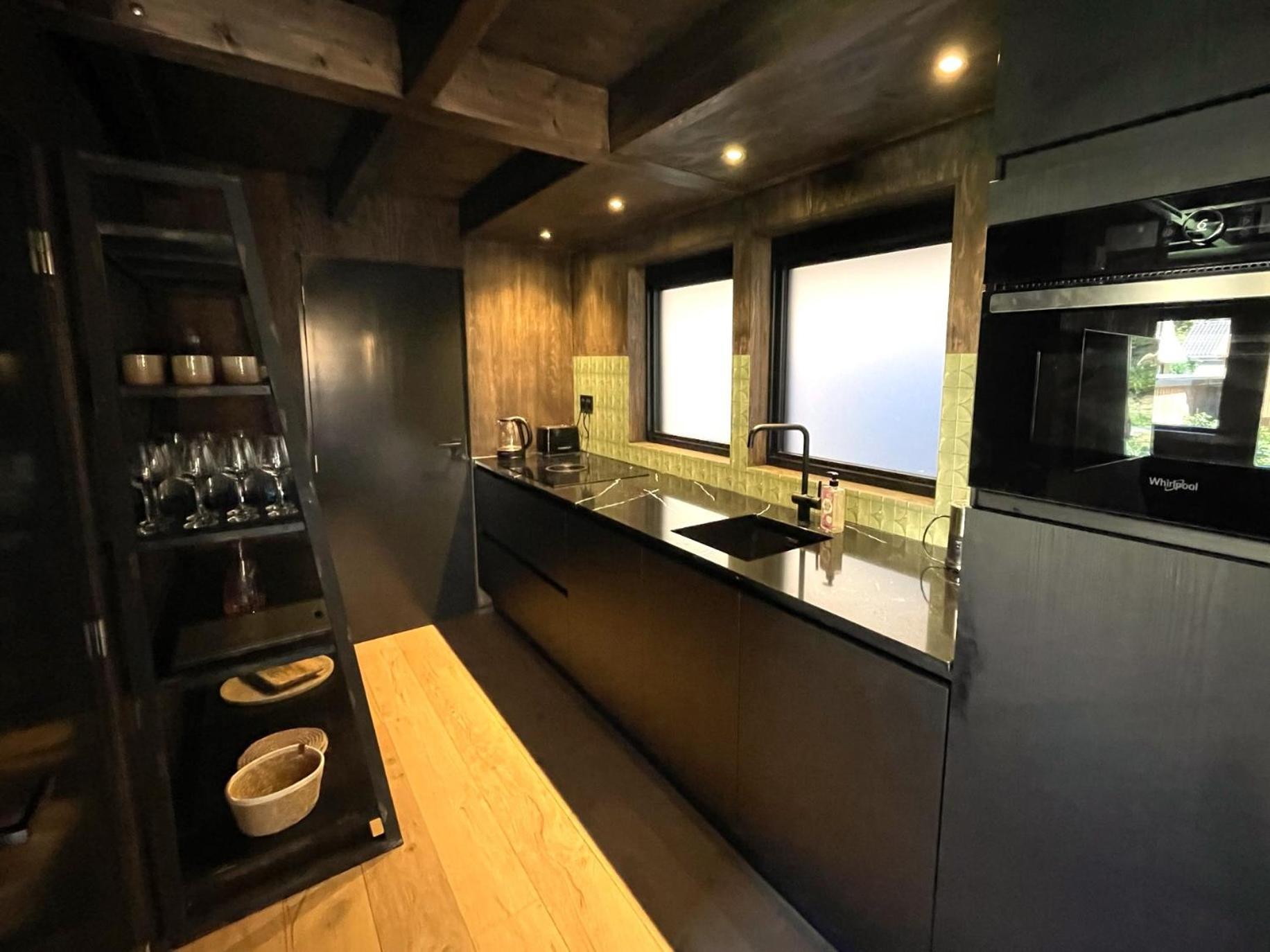 Deluxe Villa,1593961081:JPEG