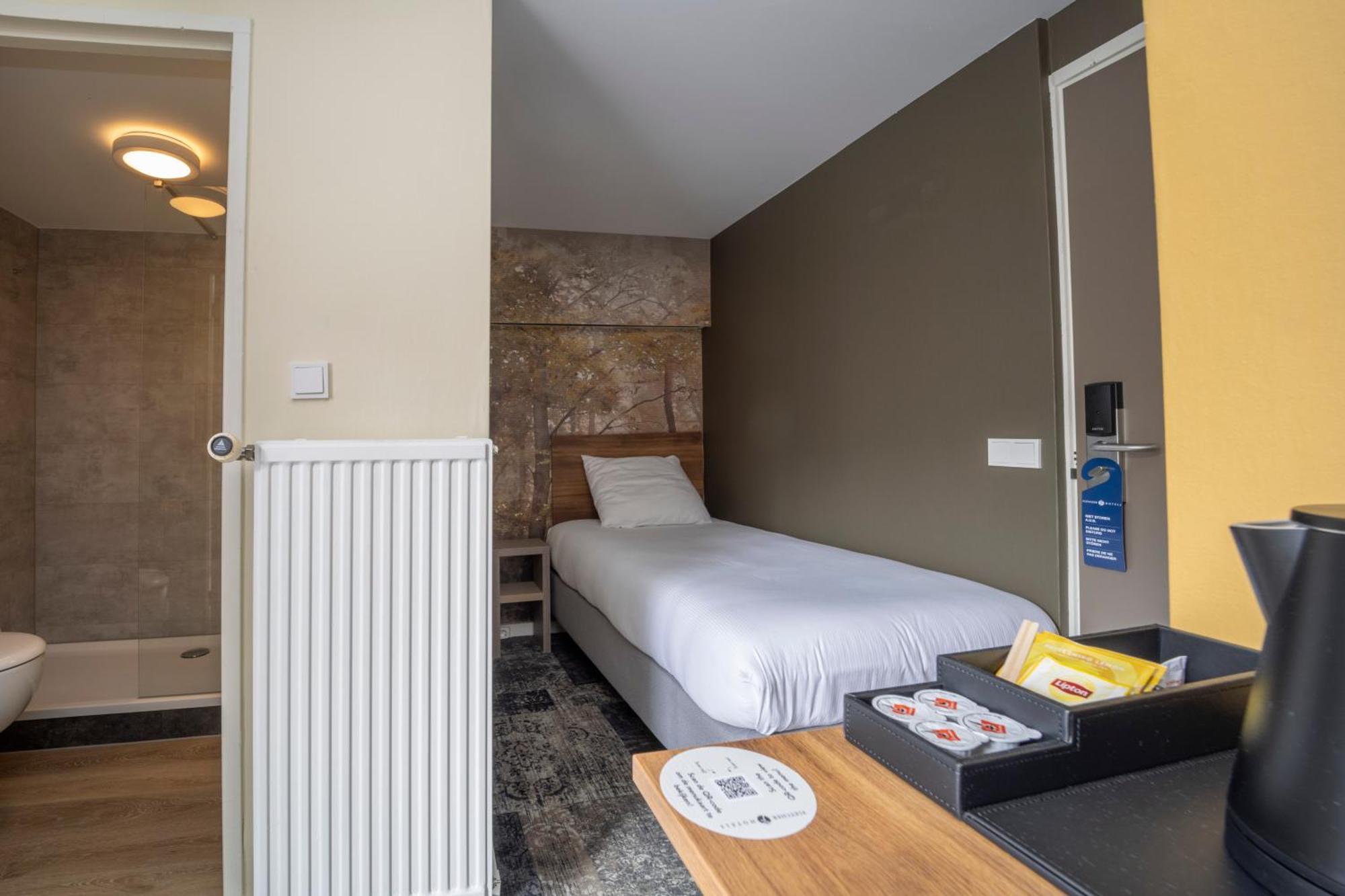 Single Room,1594668258:JPEG