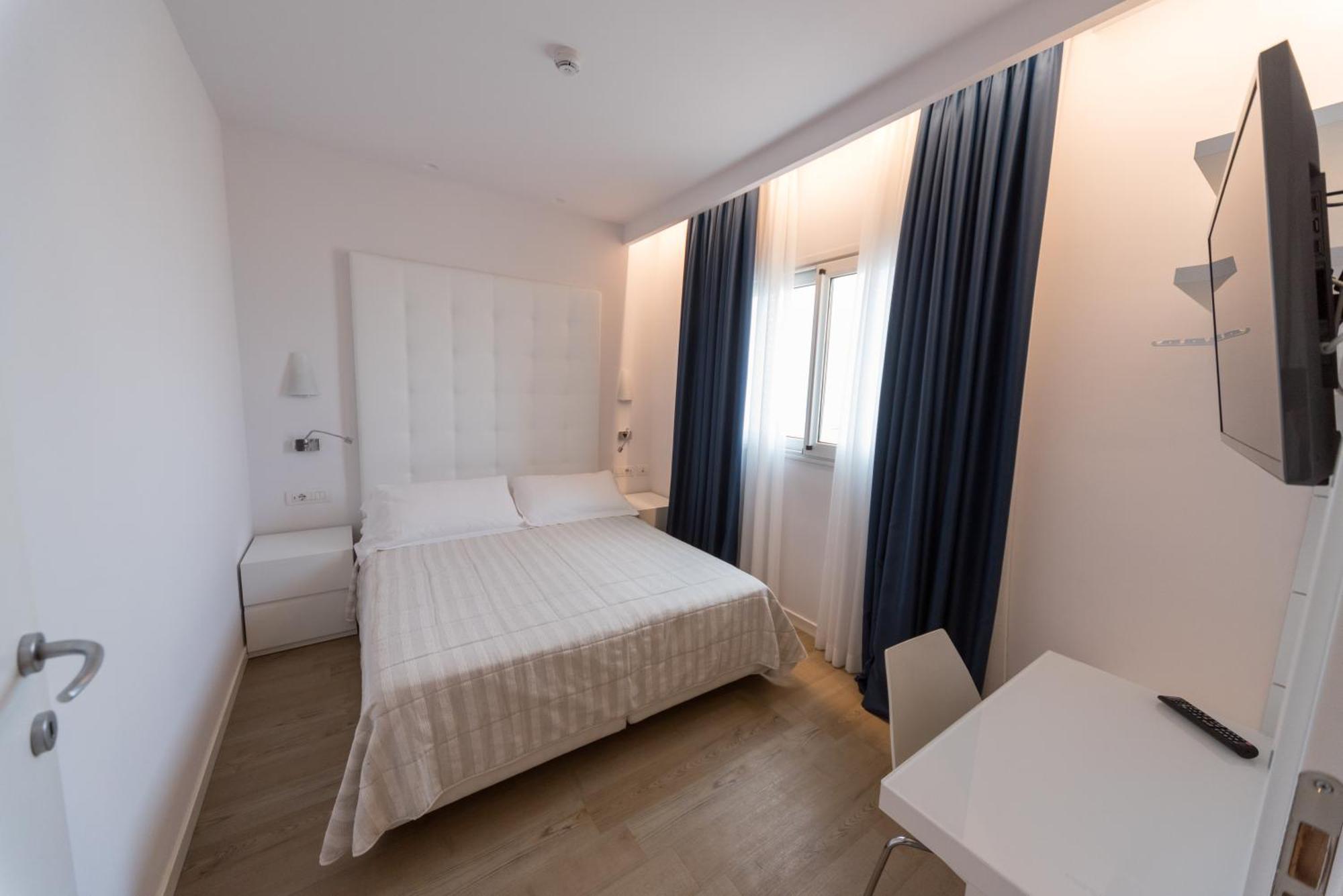 Standard Double Room,1660281899:JPEG