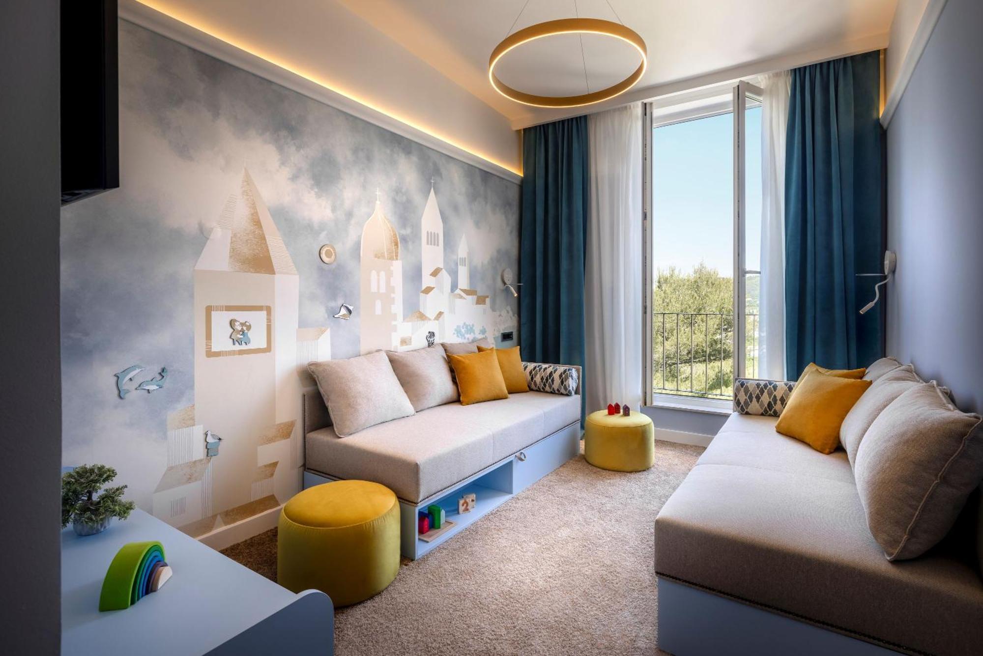 Room 22