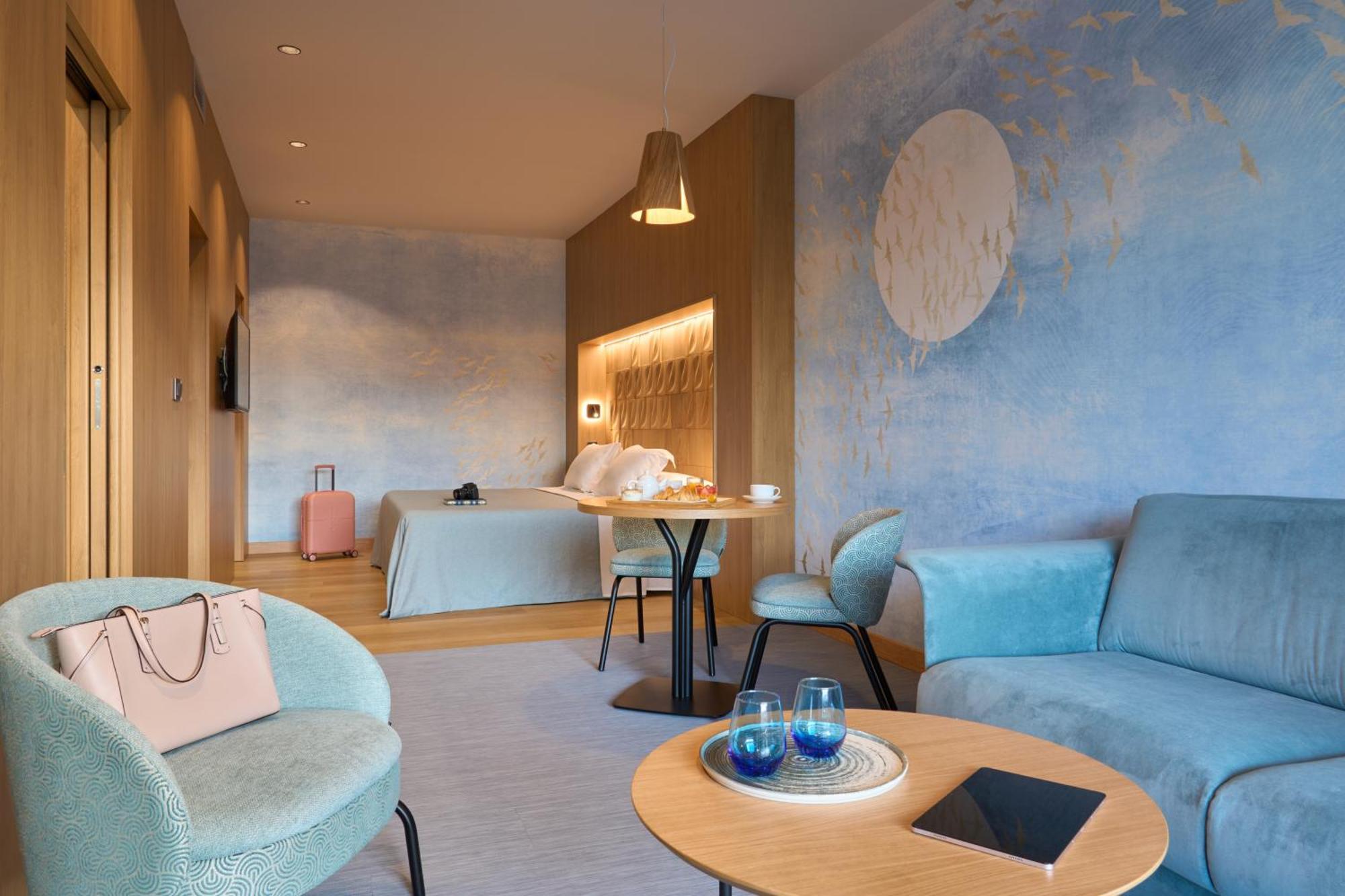 King Suite Spa Bath