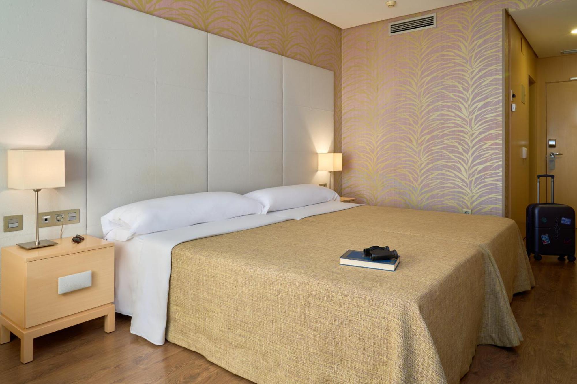 Twin Room Terrace