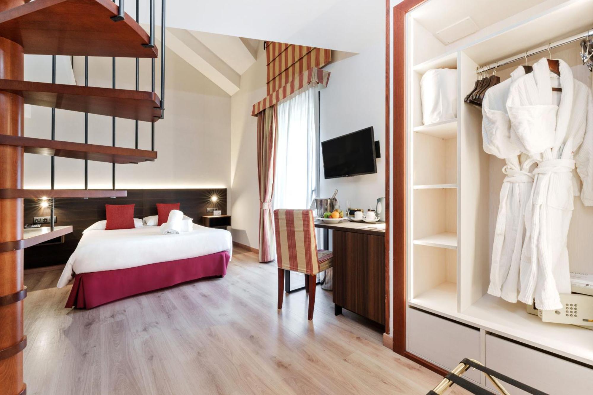 Superior Suite
