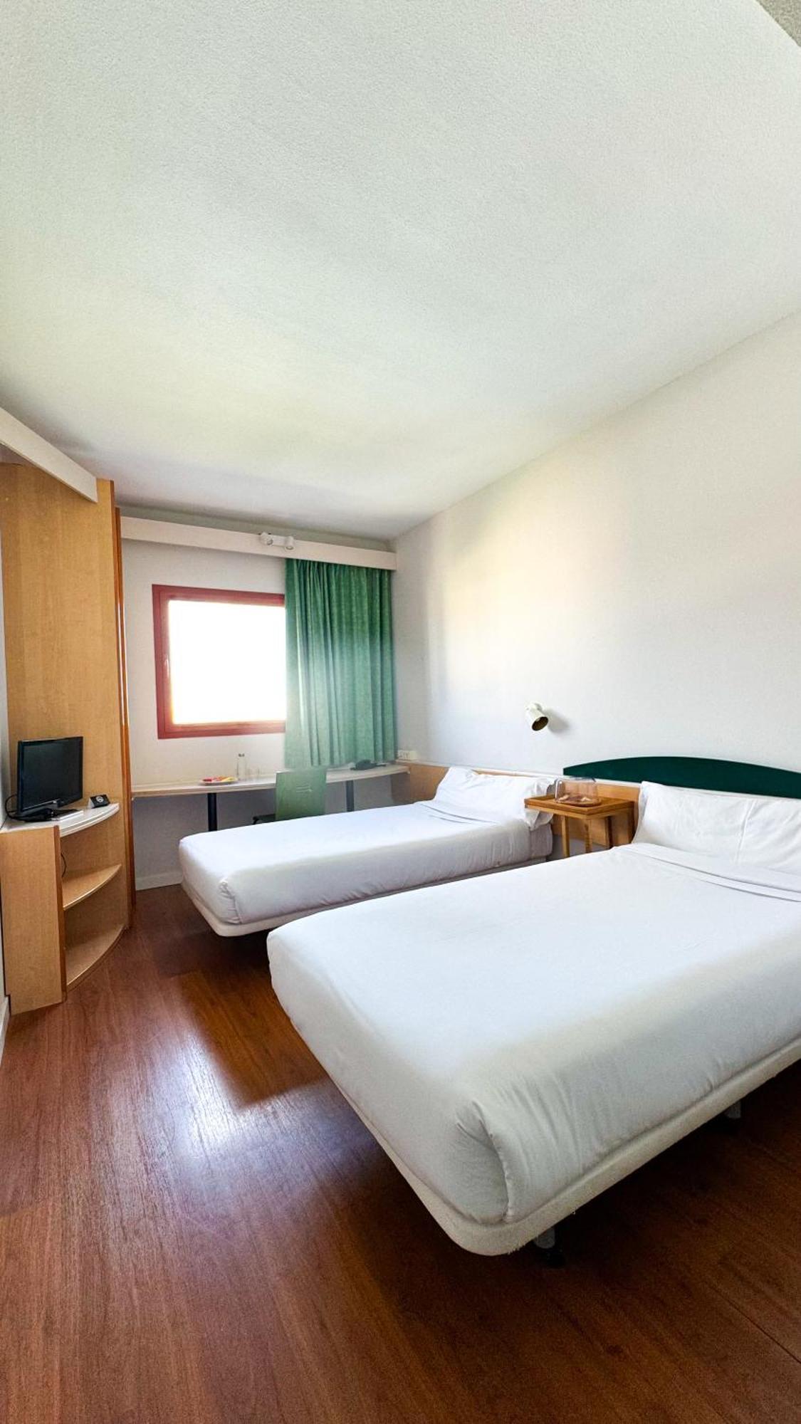 Double or Twin Room,1594682389:JPEG