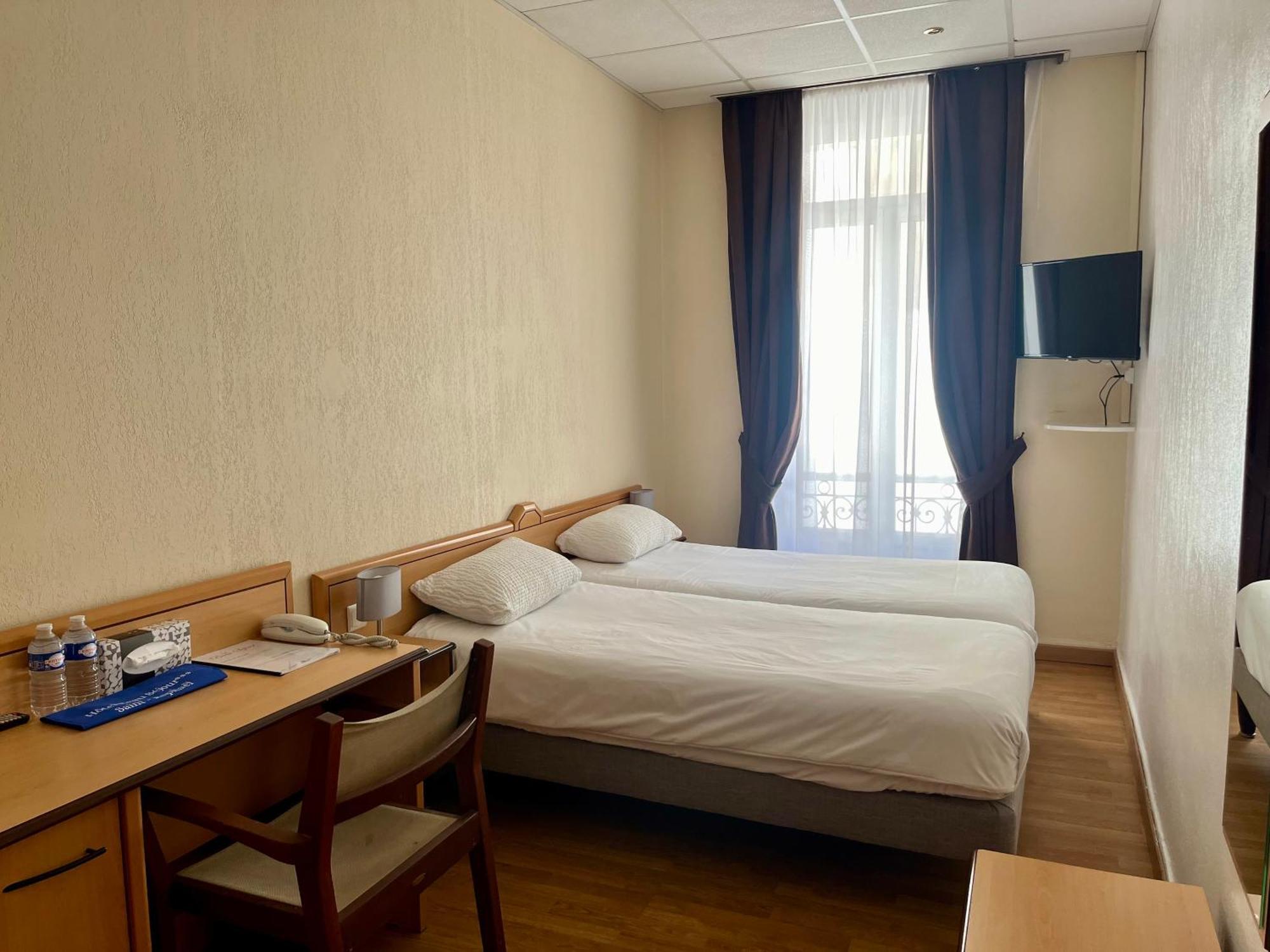 Standard Room City Side