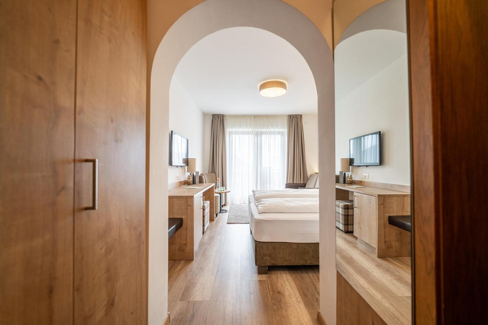 Double Room Balcony,1594785741:JPEG