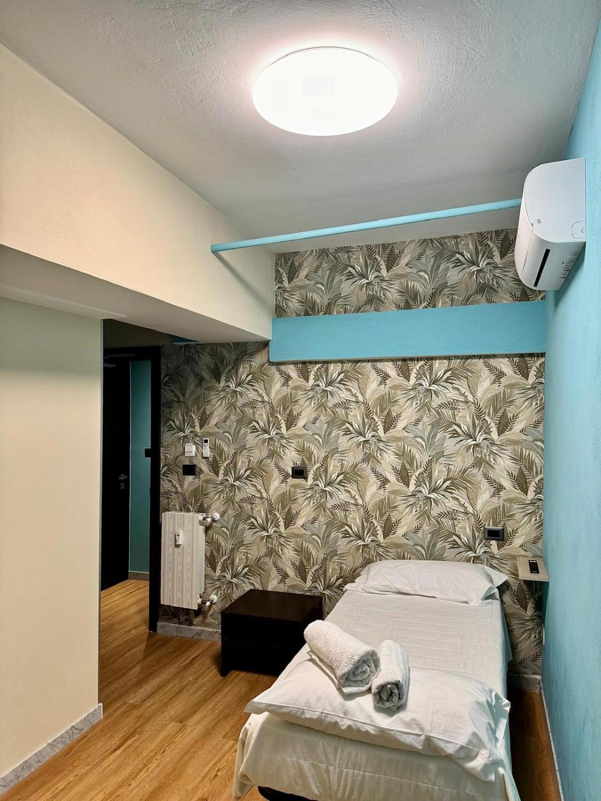 Deluxe Single Room