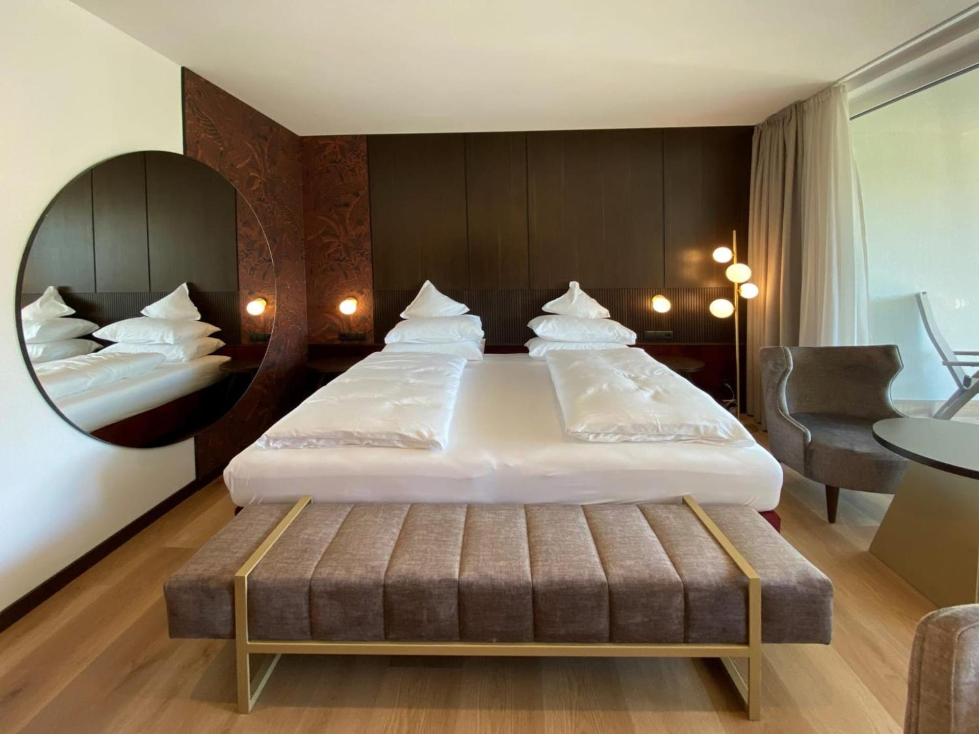 King Room Spa Bath