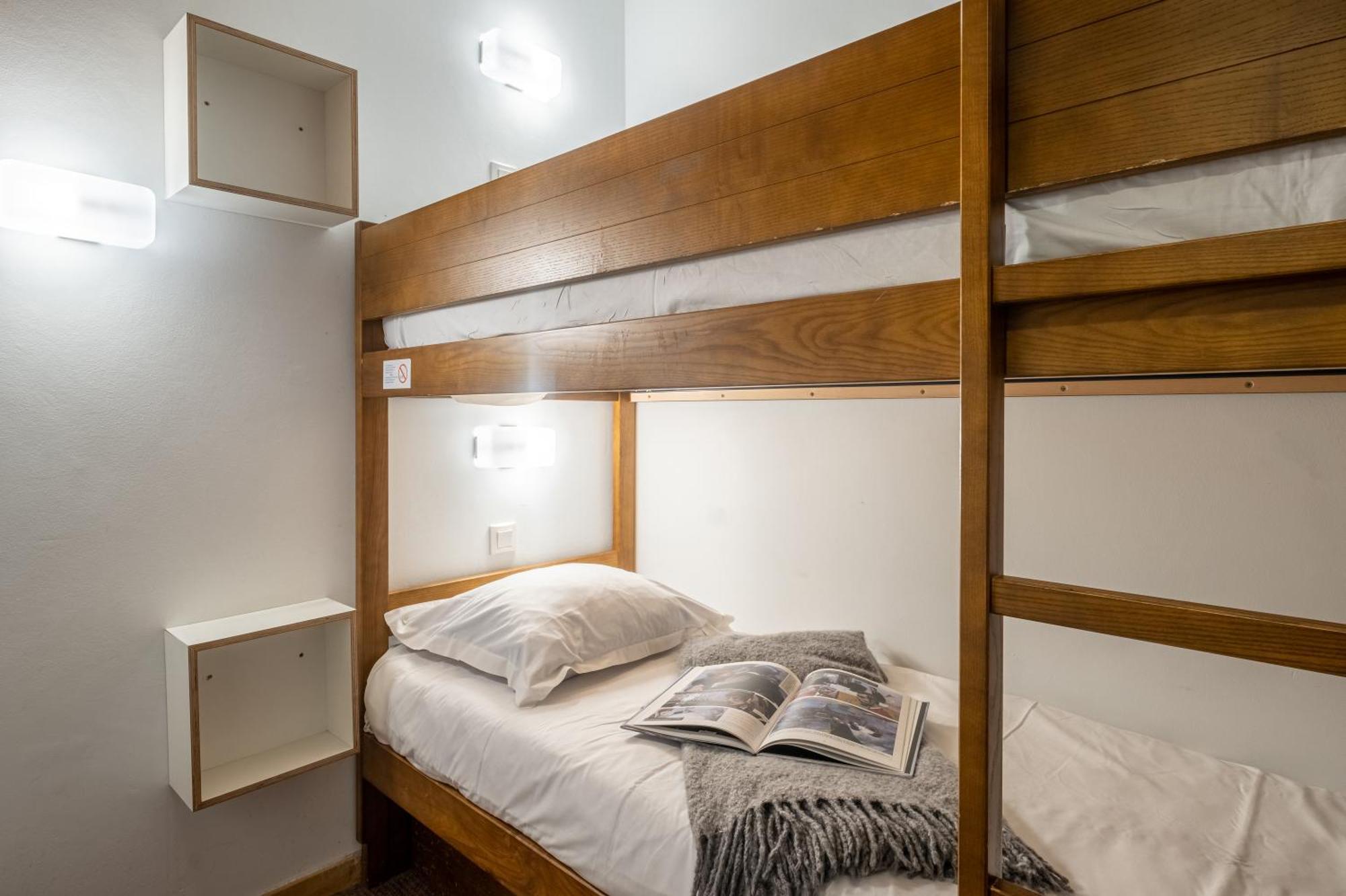 One-Bedroom Apartment Sleeping Alcove