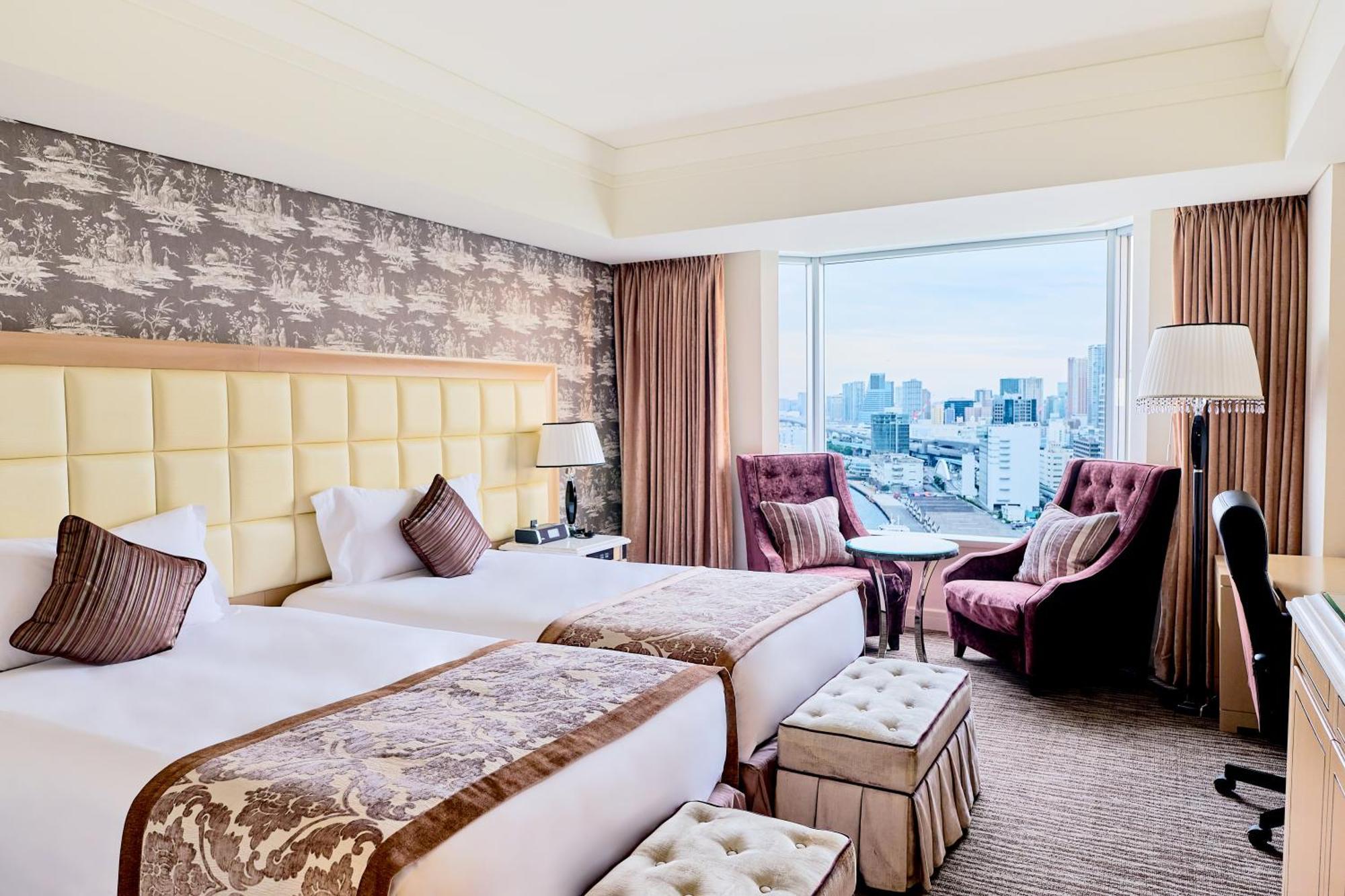 Classic Twin Room Bay View High Floor