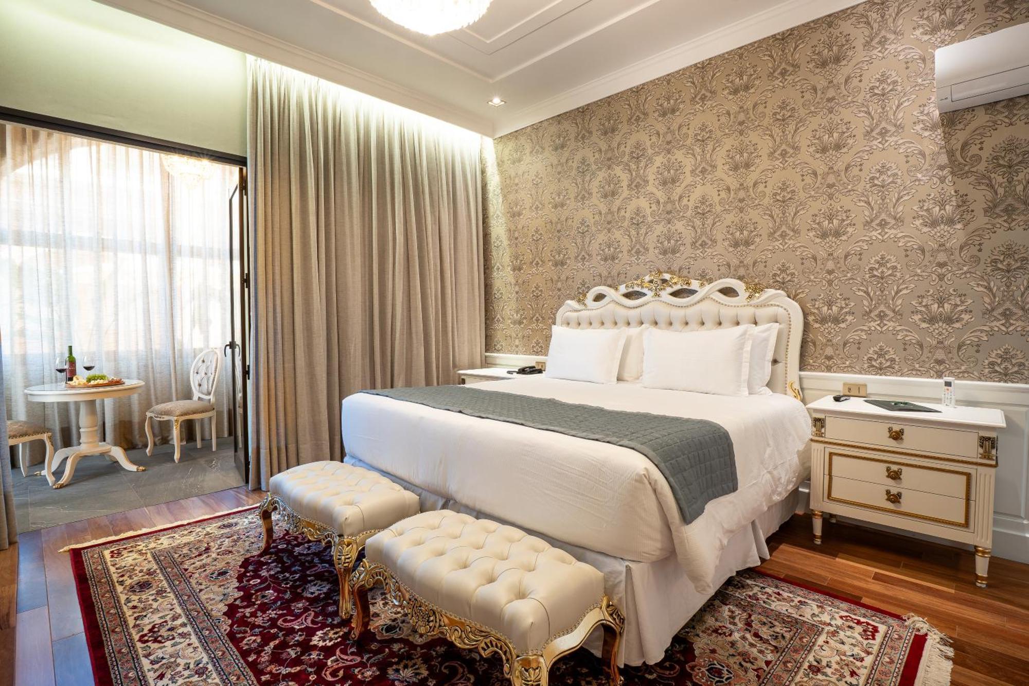 Presidential Suite